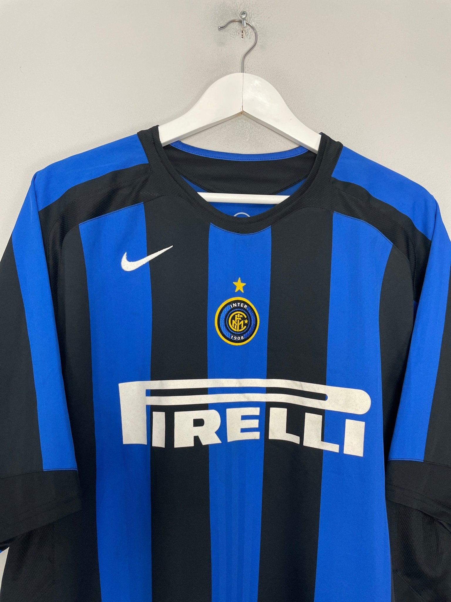 Shop 2005/06 INTER MILAN ADRIANO #10 HOME SHIRT (XL) NIKE, classic football shirts, vintage football shirts & retro soccer jerseys at Cult Kits