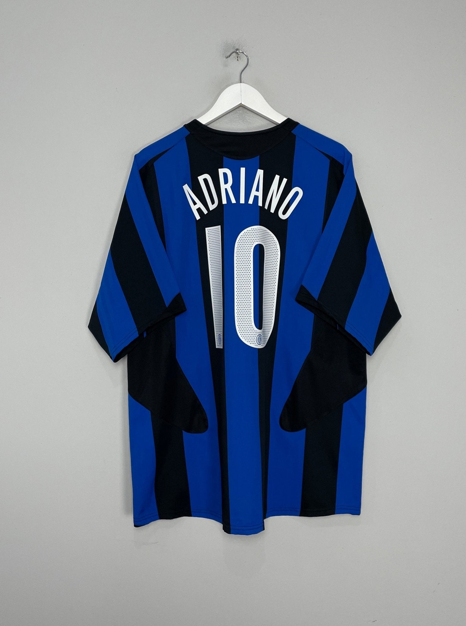 Shop 2005/06 INTER MILAN ADRIANO #10 HOME SHIRT (XL) NIKE, classic football shirts, vintage football shirts & retro soccer jerseys at Cult Kits