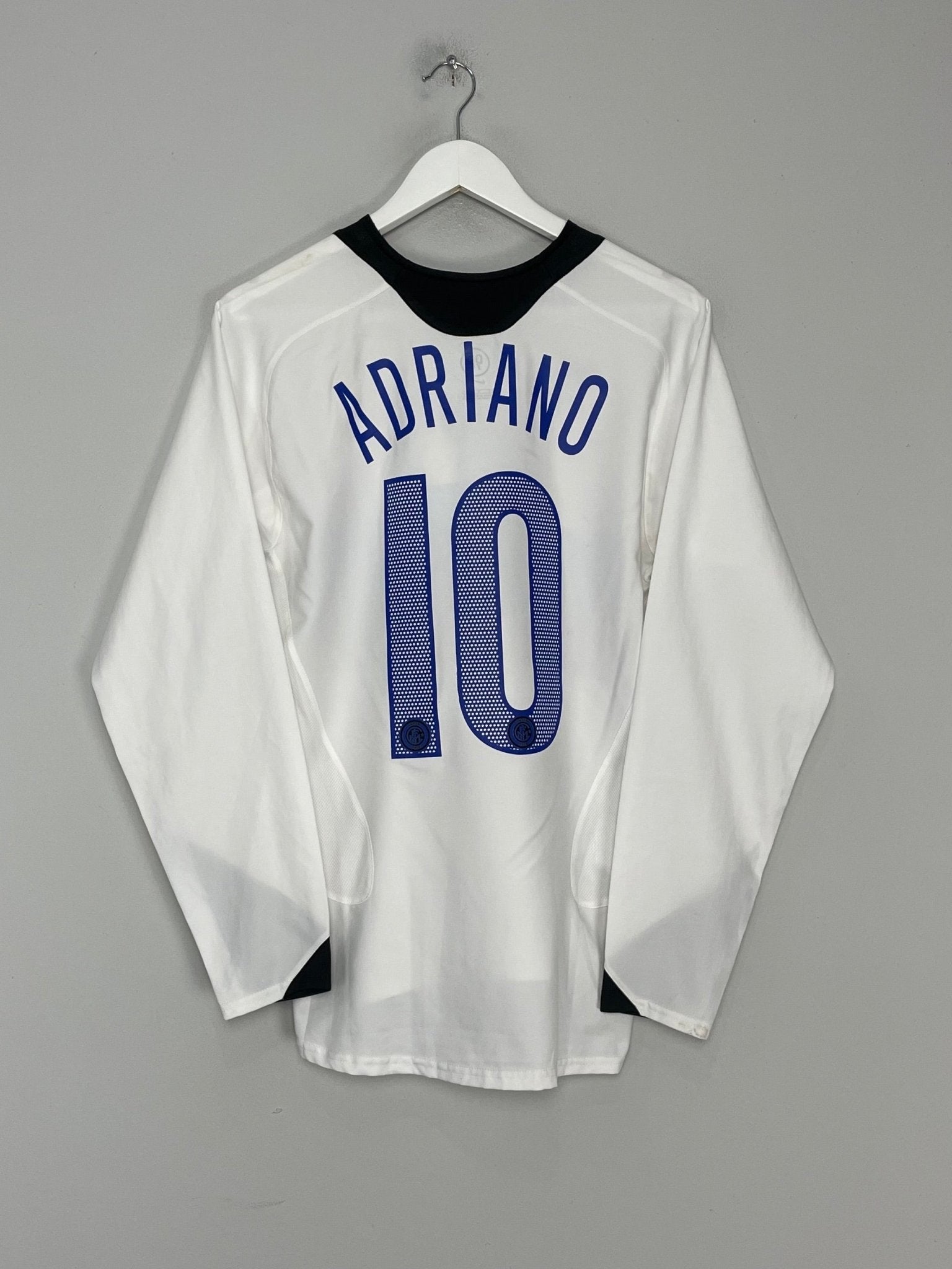 Shop 2005/06 INTER MILAN ADRIANO #10 L/S AWAY SHIRT (S) NIKE, classic football shirts, vintage football shirts & retro soccer jerseys at Cult Kits
