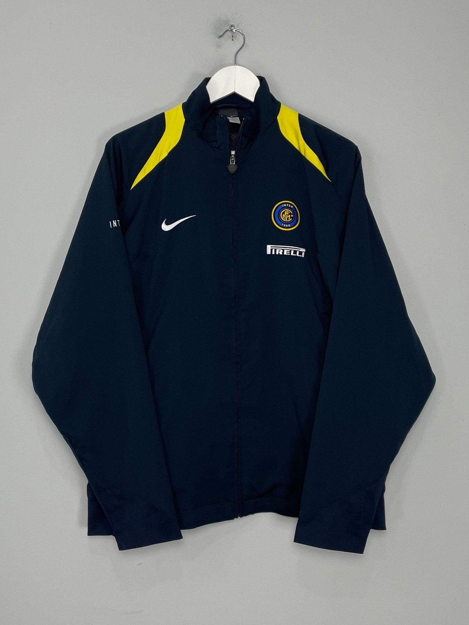Shop 2005/06 INTER MILAN FULL TRACKSUIT (L) NIKE, classic football shirts, vintage football shirts & retro soccer jerseys at Cult Kits