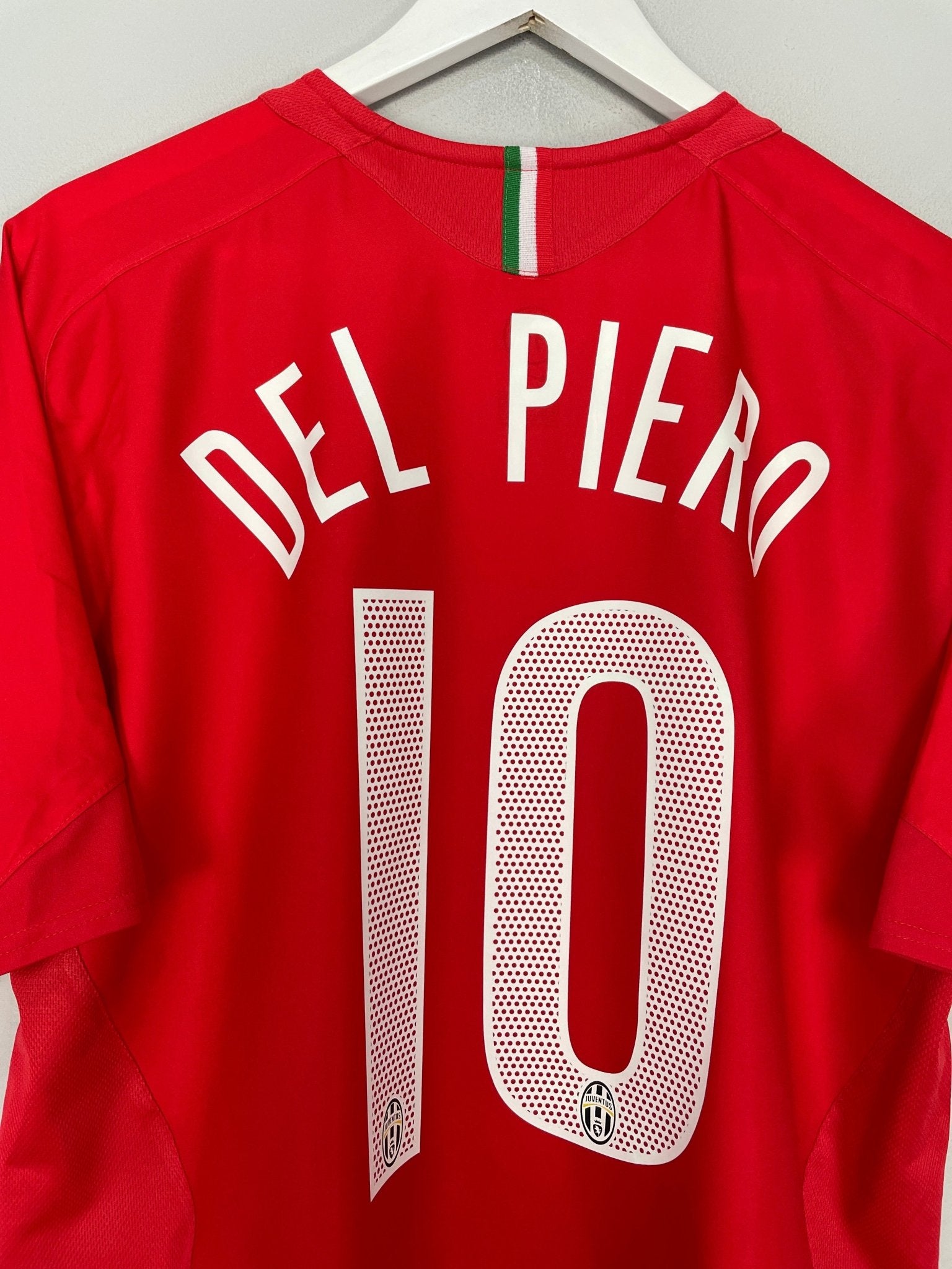 Shop 2005/06 JUVENTUS DEL PIERO #10 AWAY SHIRT (L) NIKE, classic football shirts, vintage football shirts & retro soccer jerseys at Cult Kits