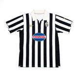 Buy 2005/06 Juventus Del Piero 10 Home Shirt (M) Nike ~ Free worldwide shipping ~ Authentic Vintage Football Shirts from Cult Kits