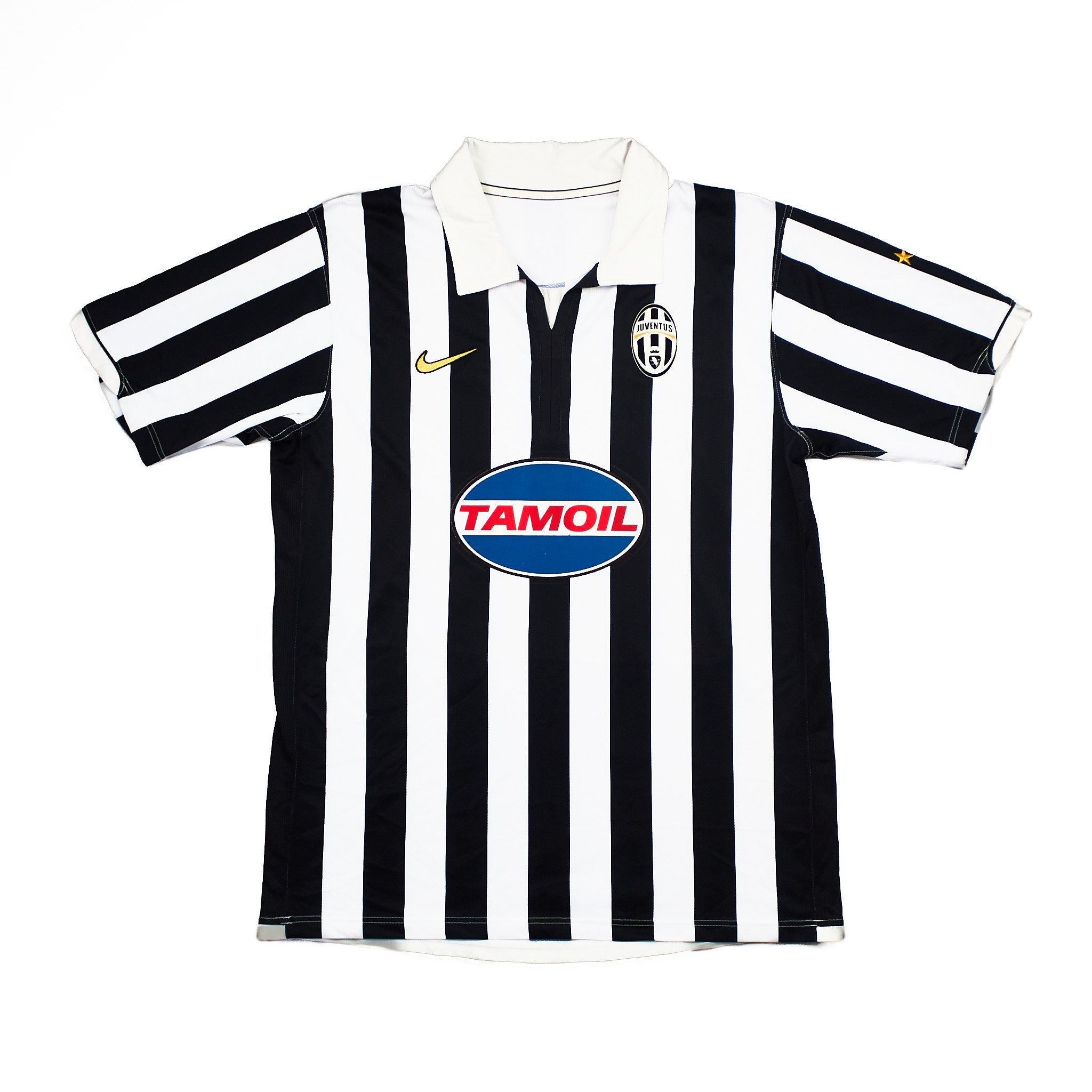 Buy 2005/06 Juventus Del Piero 10 Home Shirt (M) Nike ~ Free worldwide shipping ~ Authentic Vintage Football Shirts from Cult Kits