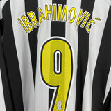 Shop 2005/06 JUVENTUS IBRAHIMOVIC #9 L/S HOME SHIRT (L) NIKE, classic football shirts, vintage football shirts & retro soccer jerseys at Cult Kits