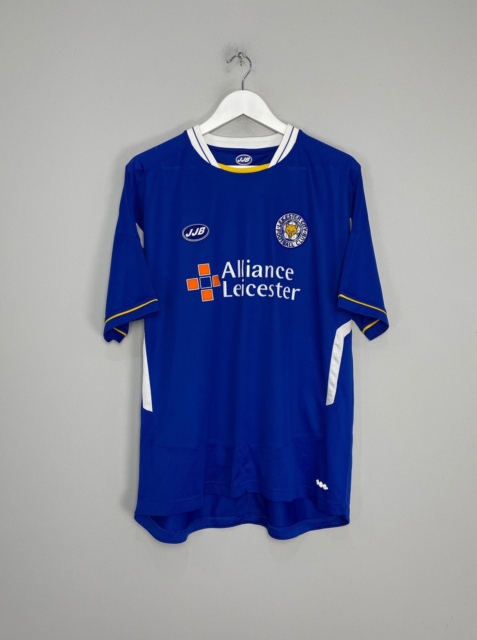 Shop 2005/06 LEICESTER CITY HOME SHIRT (L) JJB, classic football shirts, vintage football shirts & retro soccer jerseys at Cult Kits