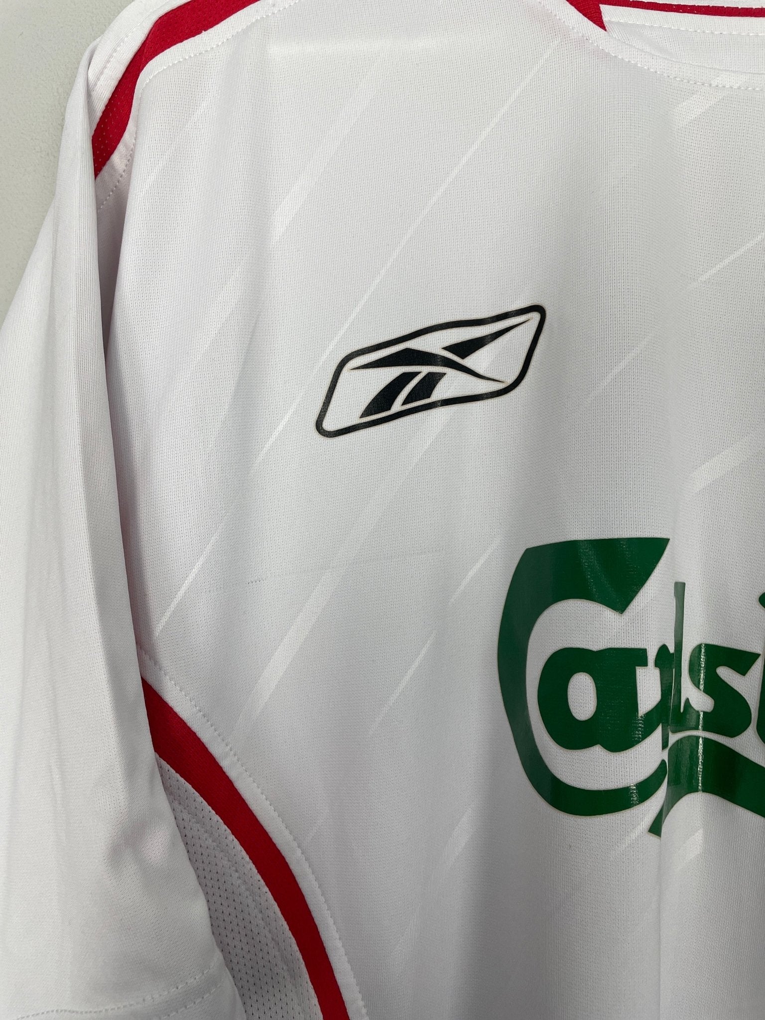 Shop 2005/06 LIVERPOOL GERRARD #8 AWAY SHIRT (L) REEBOK, classic football shirts, vintage football shirts & retro soccer jerseys at Cult Kits