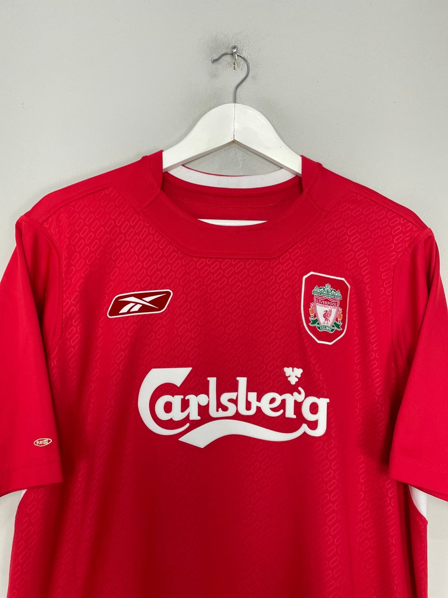 Shop 2005/06 LIVERPOOL GERRARD #8 HOME SHIRT (L) REEBOK, classic football shirts, vintage football shirts & retro soccer jerseys at Cult Kits
