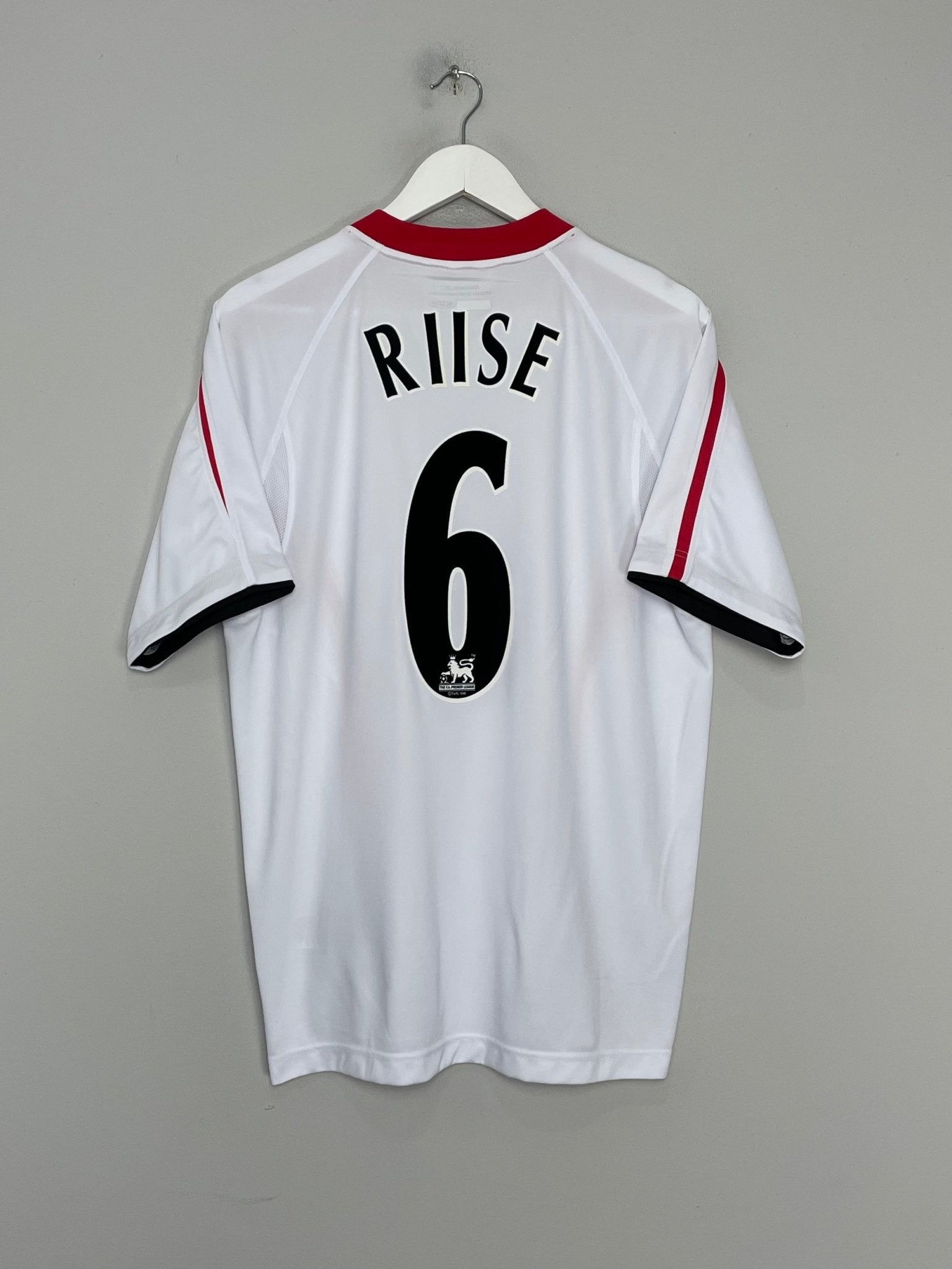 Shop 2005/06 LIVERPOOL RIISE #6 AWAY SHIRT (M) REEBOK, classic football shirts, vintage football shirts & retro soccer jerseys at Cult Kits