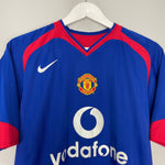 Shop 2005/06 MANCHESTER UNITED RONALDO #7 AWAY SHIRT (M) NIKE, classic football shirts, vintage football shirts & retro soccer jerseys at Cult Kits