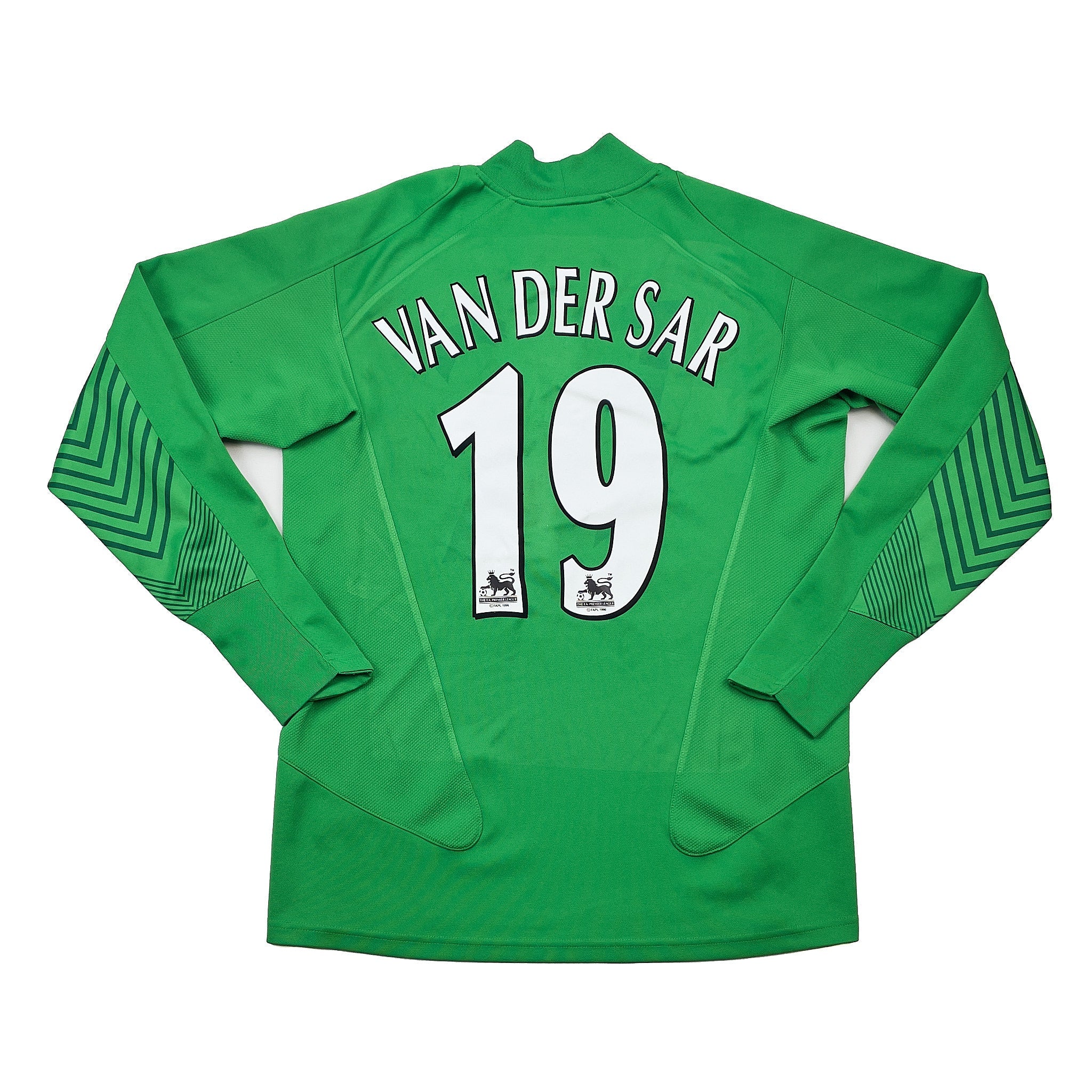 Buy 2005/06 MANCHESTER UNITED VAN DER SAR 19 GK SHIRT (L) NIKE ~ Free worldwide shipping available ~ Authentic Vintage Football Shirts from Cult Kits