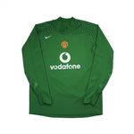 Buy 2005/06 Manchester United Van Der Sar 19 Goalkeeper Shirt (L) Nike ~ Free worldwide shipping ~ Authentic Vintage Football Shirts from Cult Kits