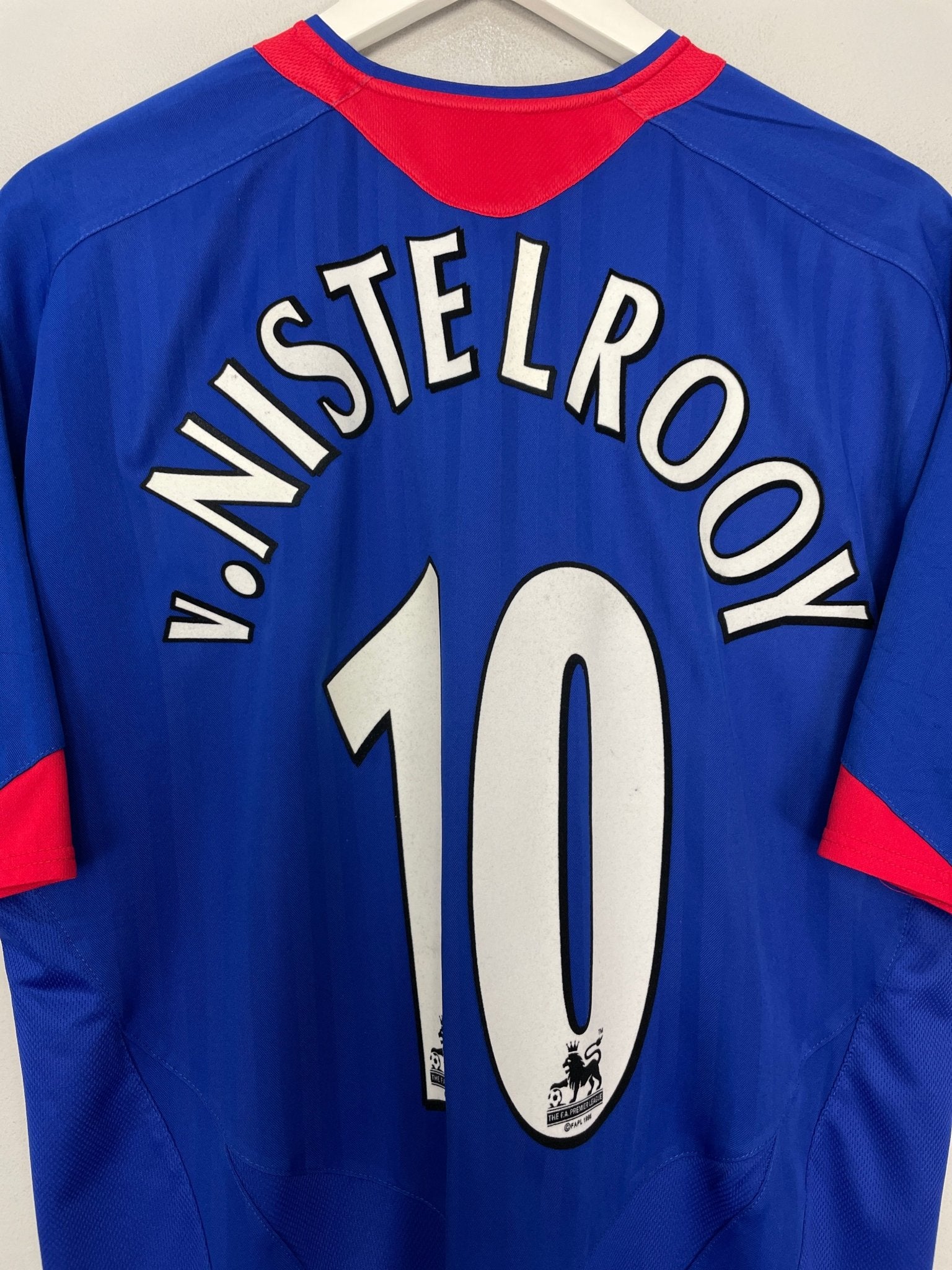 Shop 2005/06 MANCHESTER UNITED V.NISTELROOY #10 AWAY SHIRT (XL) NIKE, classic football shirts, vintage football shirts & retro soccer jerseys at Cult Kits