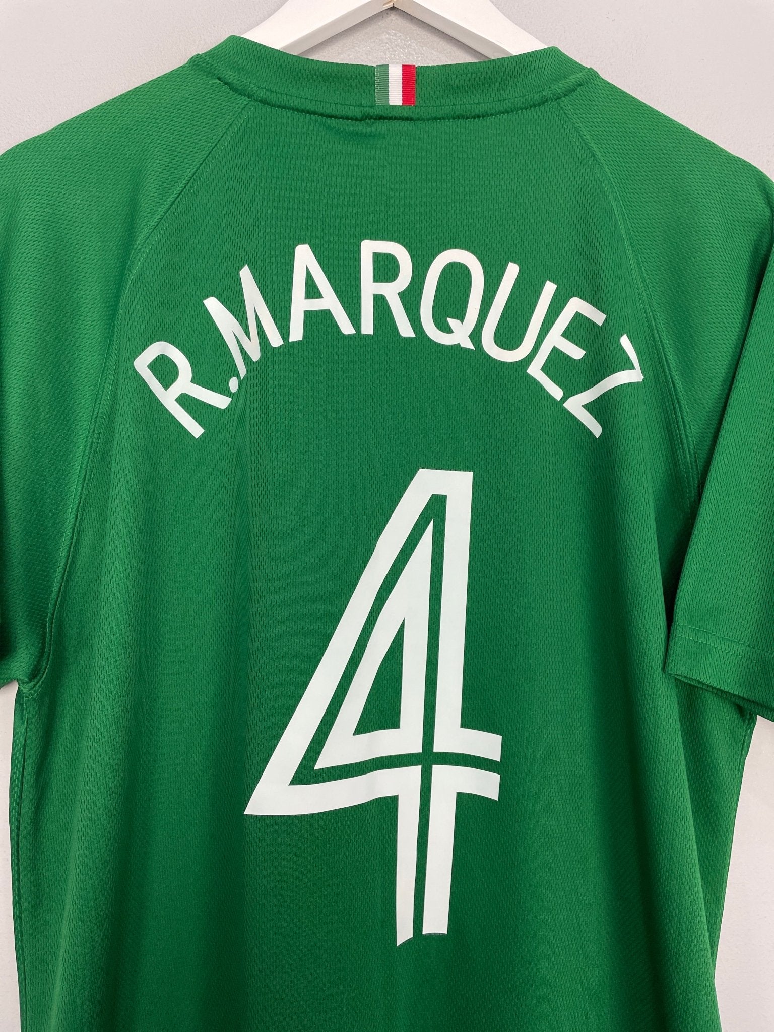 Shop 2005/06 MEXICO R.MARQUEZ #4 HOME SHIRT (M) NIKE, classic football shirts, vintage football shirts & retro soccer jerseys at Cult Kits