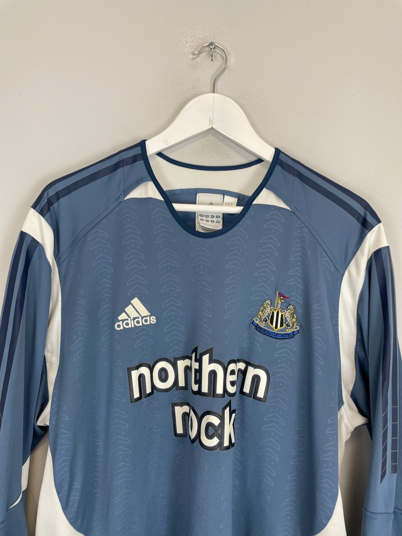 Shop 2005/06 NEWCASTLE UNITED GK SHIRT (L) ADIDAS, classic football shirts, vintage football shirts & retro soccer jerseys at Cult Kits