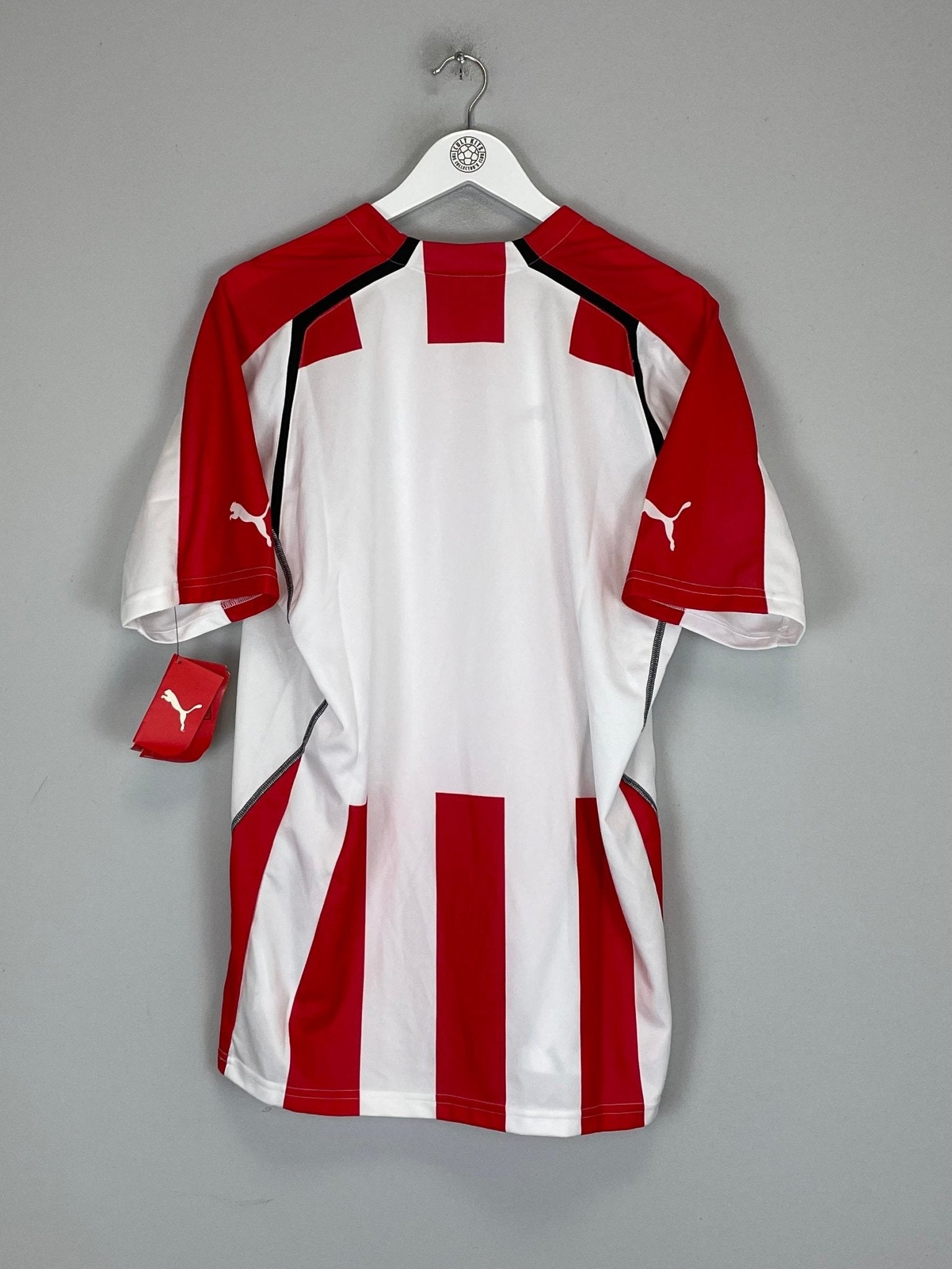 Shop 2005/06 OLYMPIAKOS *BNWT* HOME SHIRT (XL) PUMA, classic football shirts, vintage football shirts & retro soccer jerseys at Cult Kits