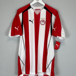 Shop 2005/06 OLYMPIAKOS *BNWT* HOME SHIRT (XL) PUMA, classic football shirts, vintage football shirts & retro soccer jerseys at Cult Kits