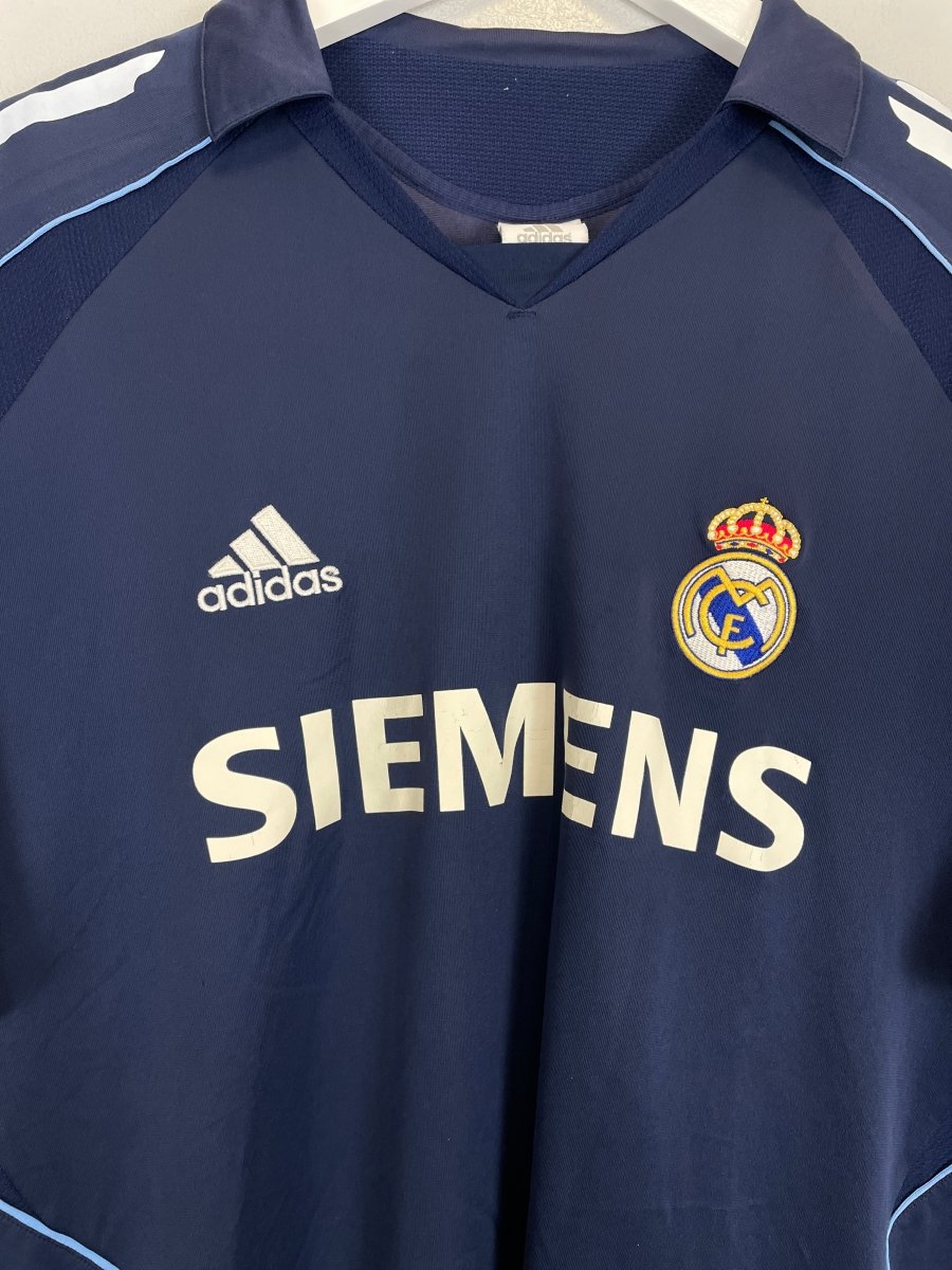2005/06 REAL MADRID RONALDO 9 AWAY SHIRT (L) ADIDAS - Cult Kits - Large - Buy Vintage Football Shirts, Authentic Retro Football Shirts For Sale, Classic Football Shirts & Soccer Jersey