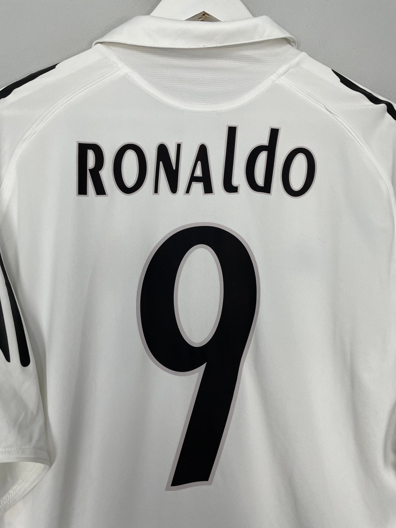 Shop 2005/06 REAL MADRID RONALDO #9 HOME SHIRT (L) ADIDAS, classic football shirts, vintage football shirts & retro soccer jerseys at Cult Kits