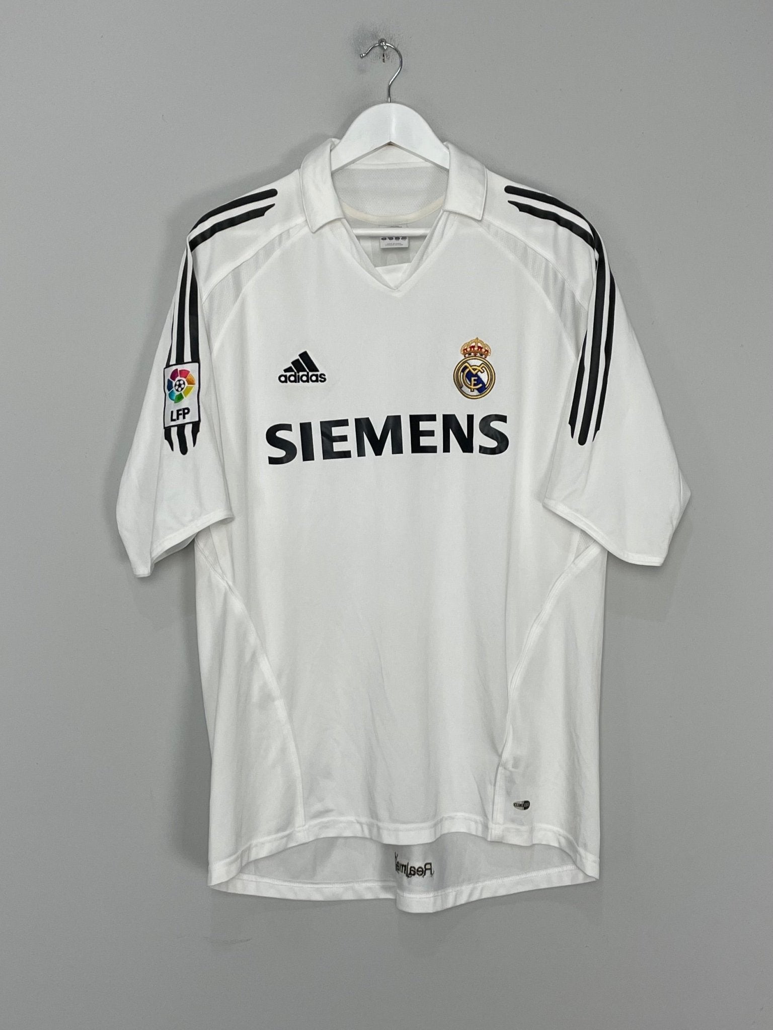 Shop 2005/06 REAL MADRID RONALDO #9 HOME SHIRT (L) ADIDAS, classic football shirts, vintage football shirts & retro soccer jerseys at Cult Kits