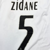 Buy 2005/06 Real Madrid Zidane 5 Home Shirt (M) Adidas ~ Free worldwide shipping ~ Authentic Vintage Football Shirts from Cult Kits