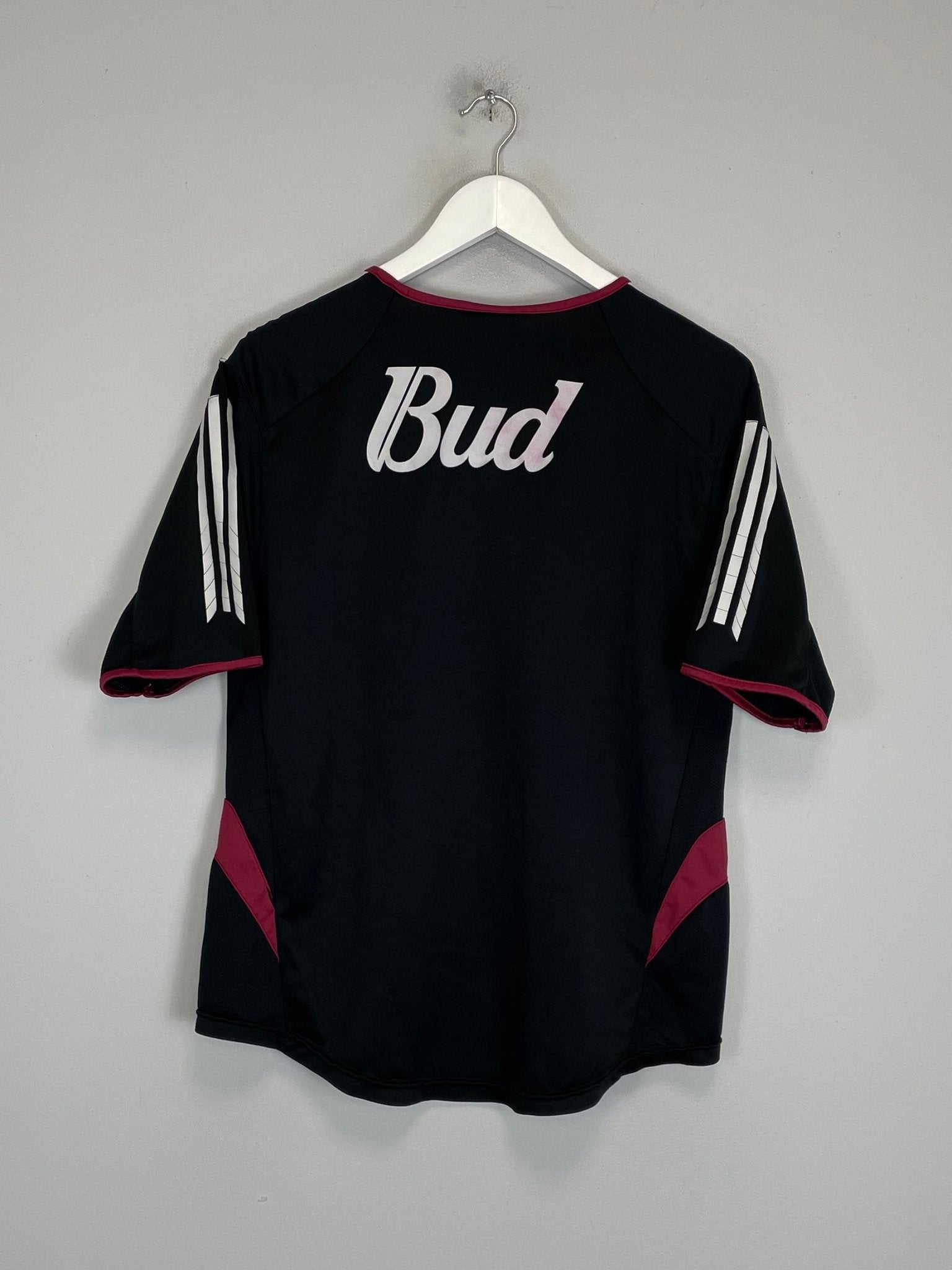 Shop 2005/06 RIVER PLATE AWAY SHIRT (M) ADIDAS, classic football shirts, vintage football shirts & retro soccer jerseys at Cult Kits