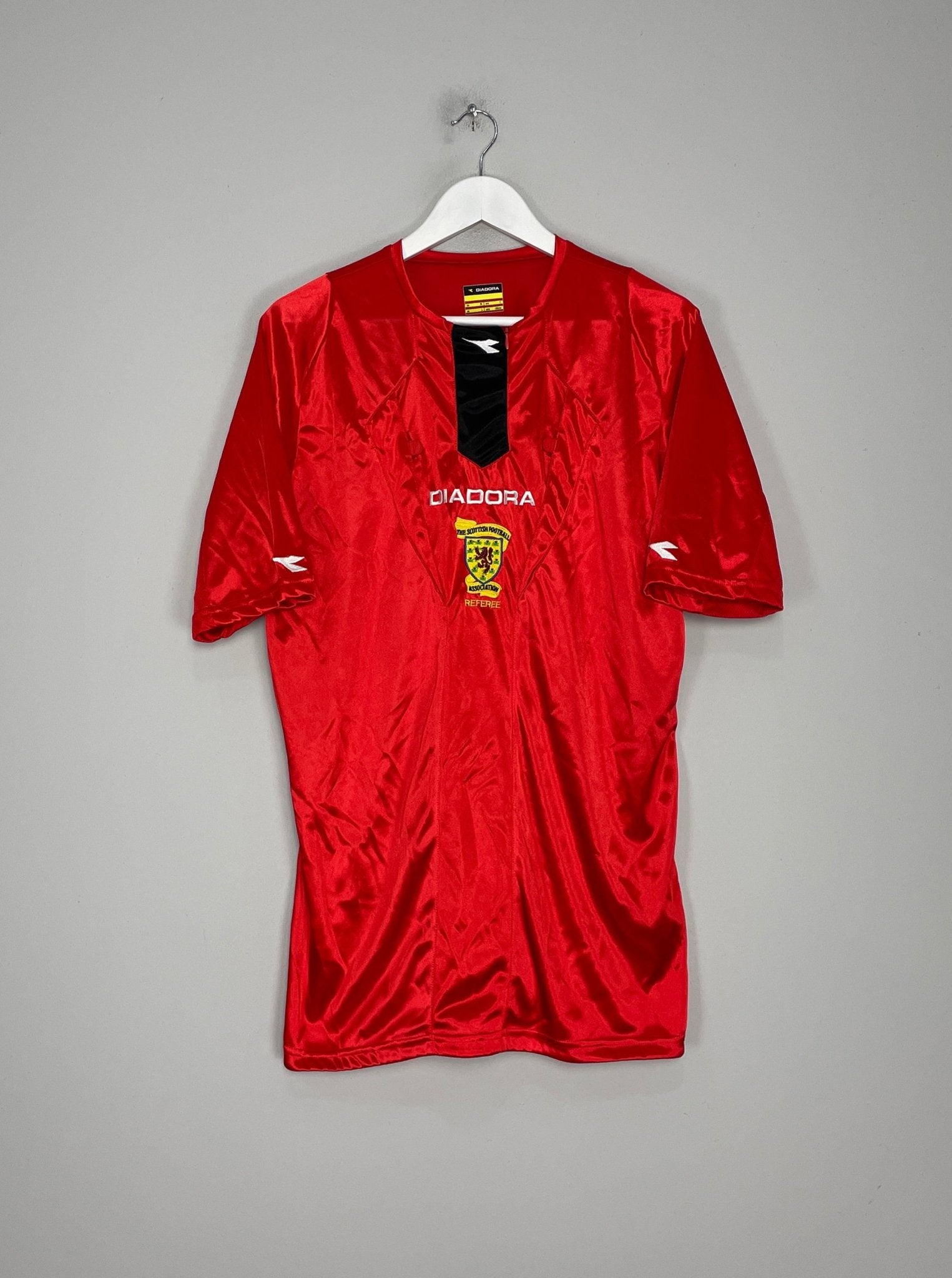 Shop 2005/06 SCOTLAND REFEREE SHIRT (L) DIADORA, classic football shirts, vintage football shirts & retro soccer jerseys at Cult Kits