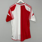 Shop 2005/06 SLAVIA PRAGUE HOME SHIRT (L) ADIDAS, classic football shirts, vintage football shirts & retro soccer jerseys at Cult Kits