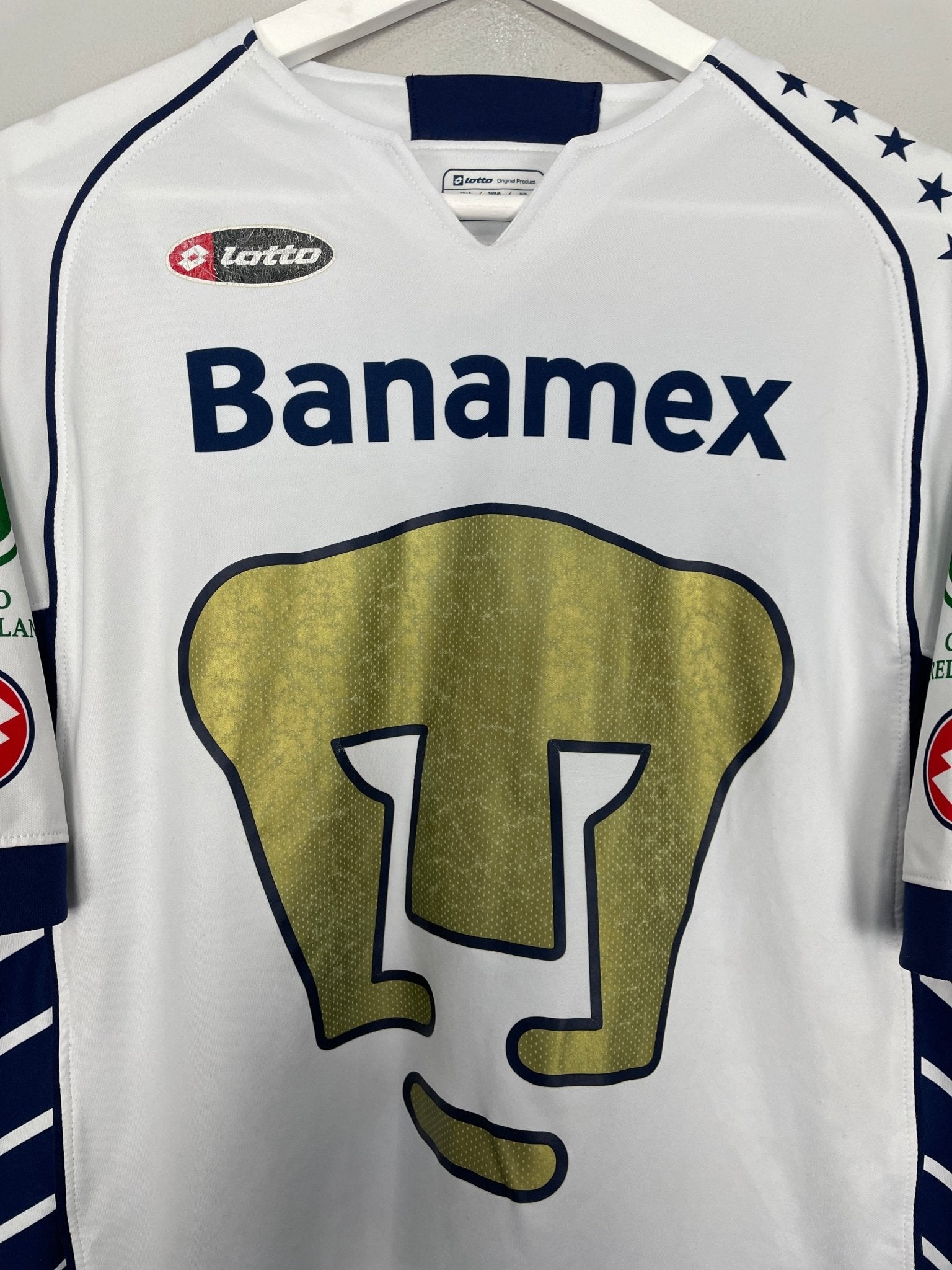 Shop 2005/06 UNAM PUMAS HOME SHIRT (M) LOTTO, classic football shirts, vintage football shirts & retro soccer jerseys at Cult Kits