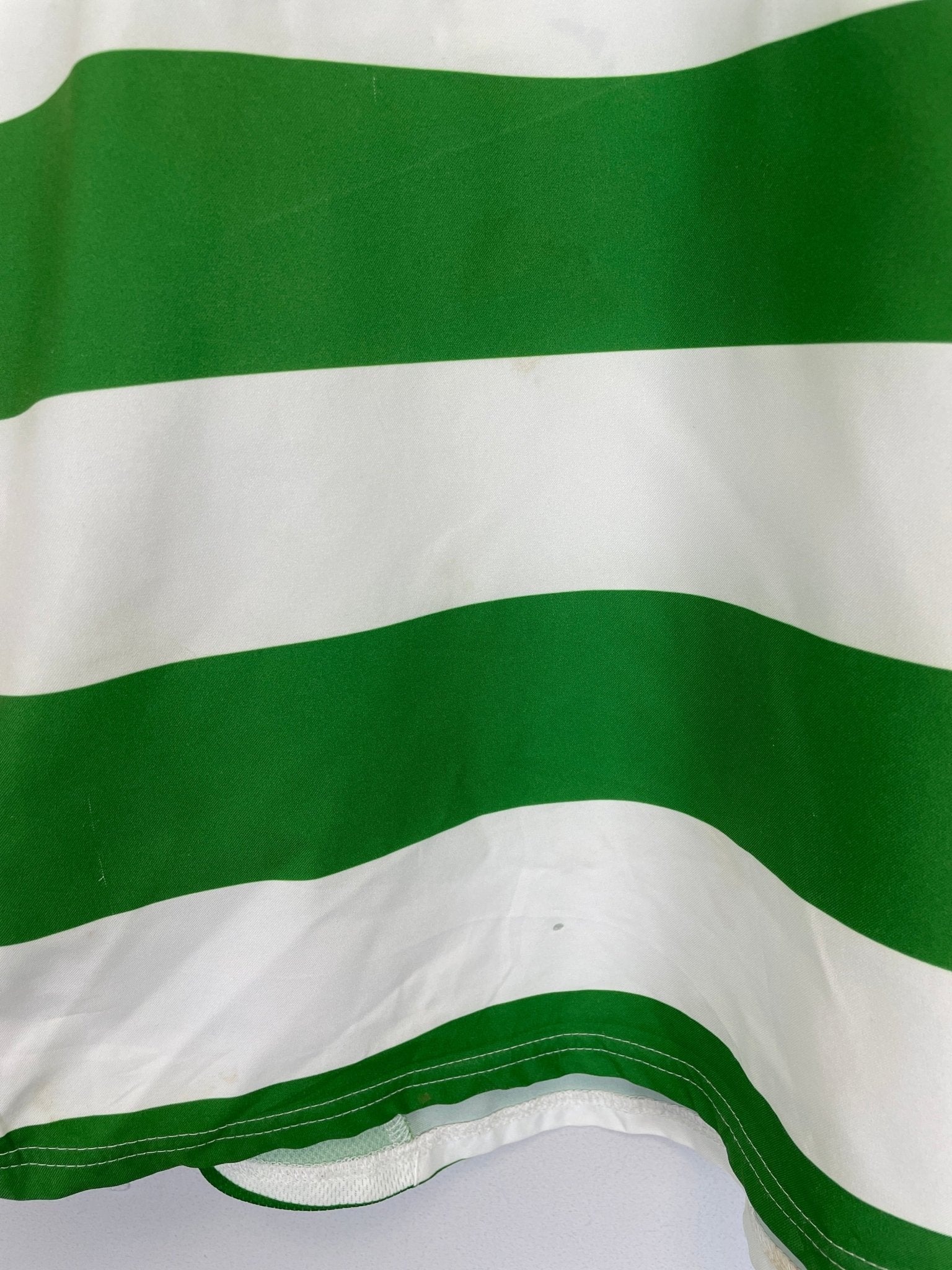 Shop 2005/07 CELTIC NAKAMURA #25 HOME SHIRT (M) NIKE, classic football shirts, vintage football shirts & retro soccer jerseys at Cult Kits