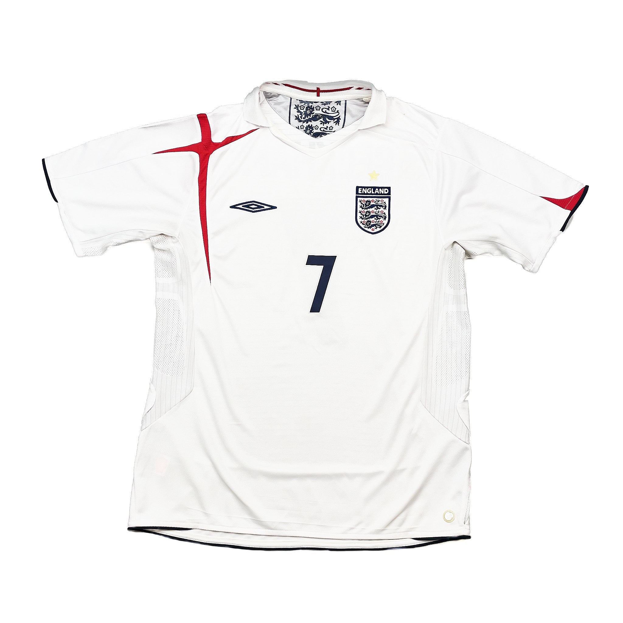 Buy 2005/07 England Beckham 7 Home Shirt (L) Umbro ~ Free worldwide shipping ~ Authentic Vintage Football Shirts from Cult Kits