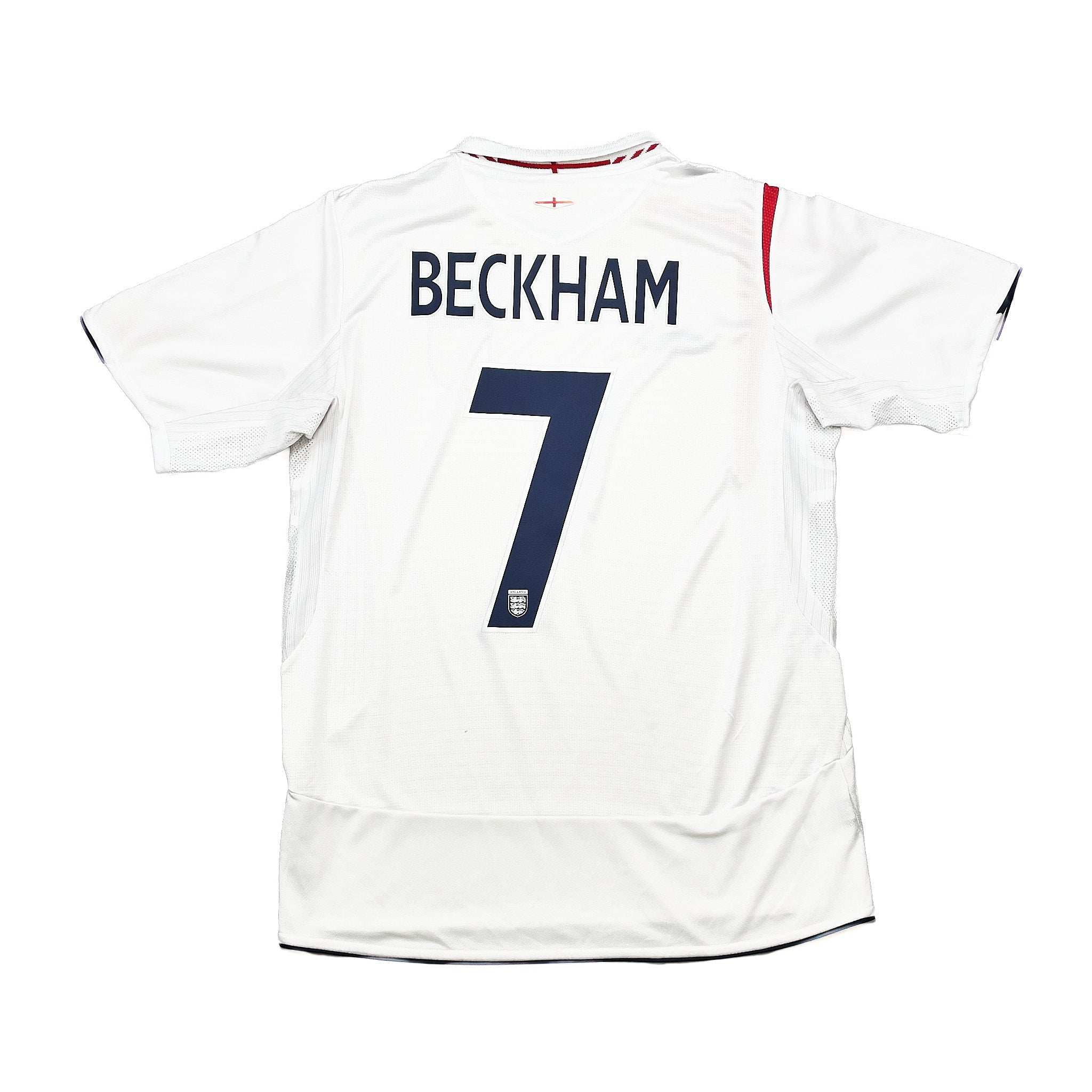 Buy 2005/07 England Beckham 7 Home Shirt (M) Umbro ~ Free worldwide shipping ~ Authentic Vintage Football Shirts from Cult Kits