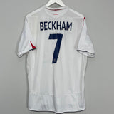 Shop 2005/07 ENGLAND BECKHAM #7 HOME SHIRT (XL) UMBRO, classic football shirts, vintage football shirts & retro soccer jerseys at Cult Kits