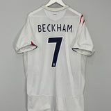Shop 2005/07 ENGLAND BECKHAM #7 HOME SHIRT (XXL) UMBRO, classic football shirts, vintage football shirts & retro soccer jerseys at Cult Kits