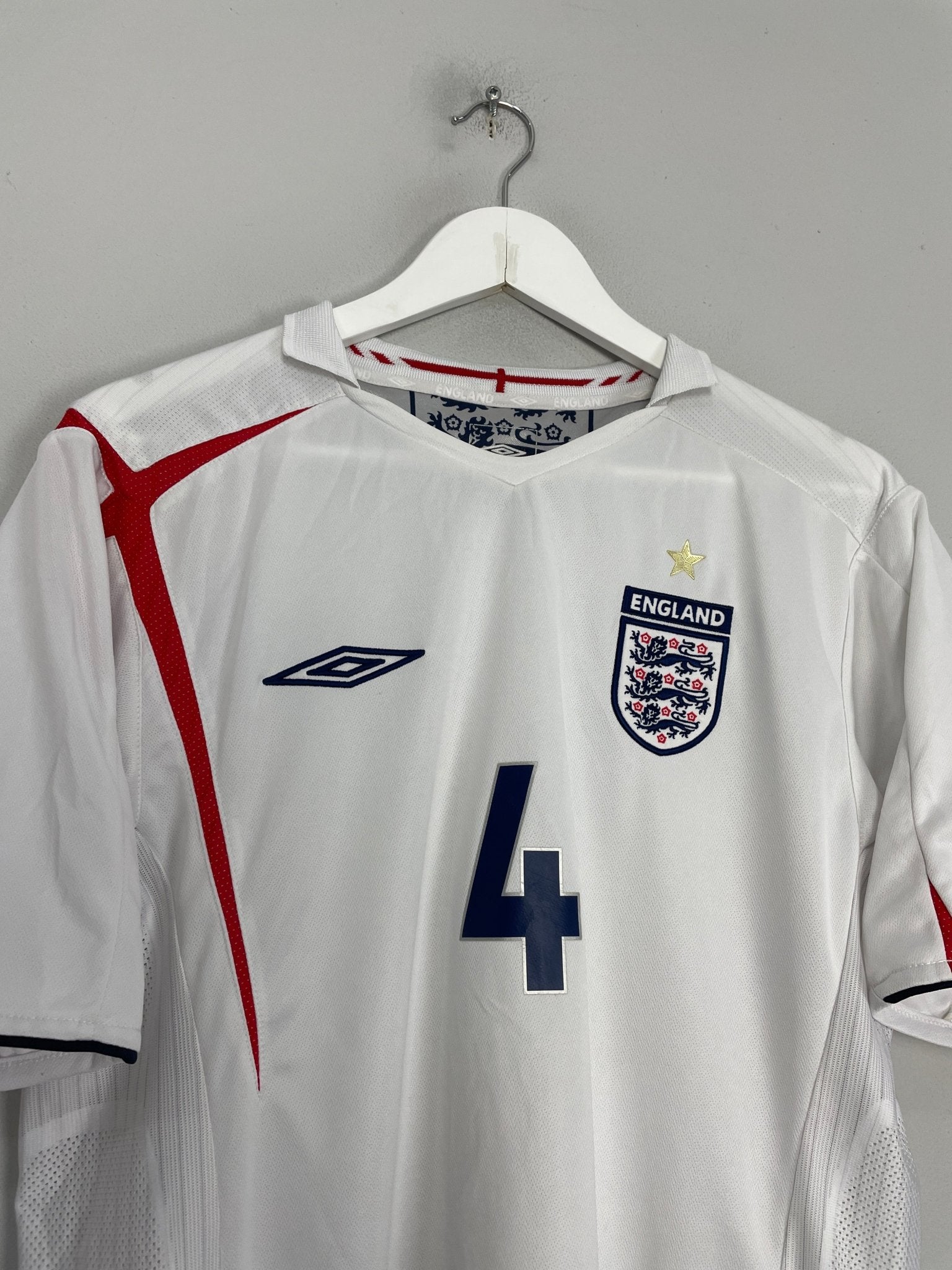 Shop 2005/07 ENGLAND GERRARD #4 HOME SHIRT (L) UMBRO, classic football shirts, vintage football shirts & retro soccer jerseys at Cult Kits