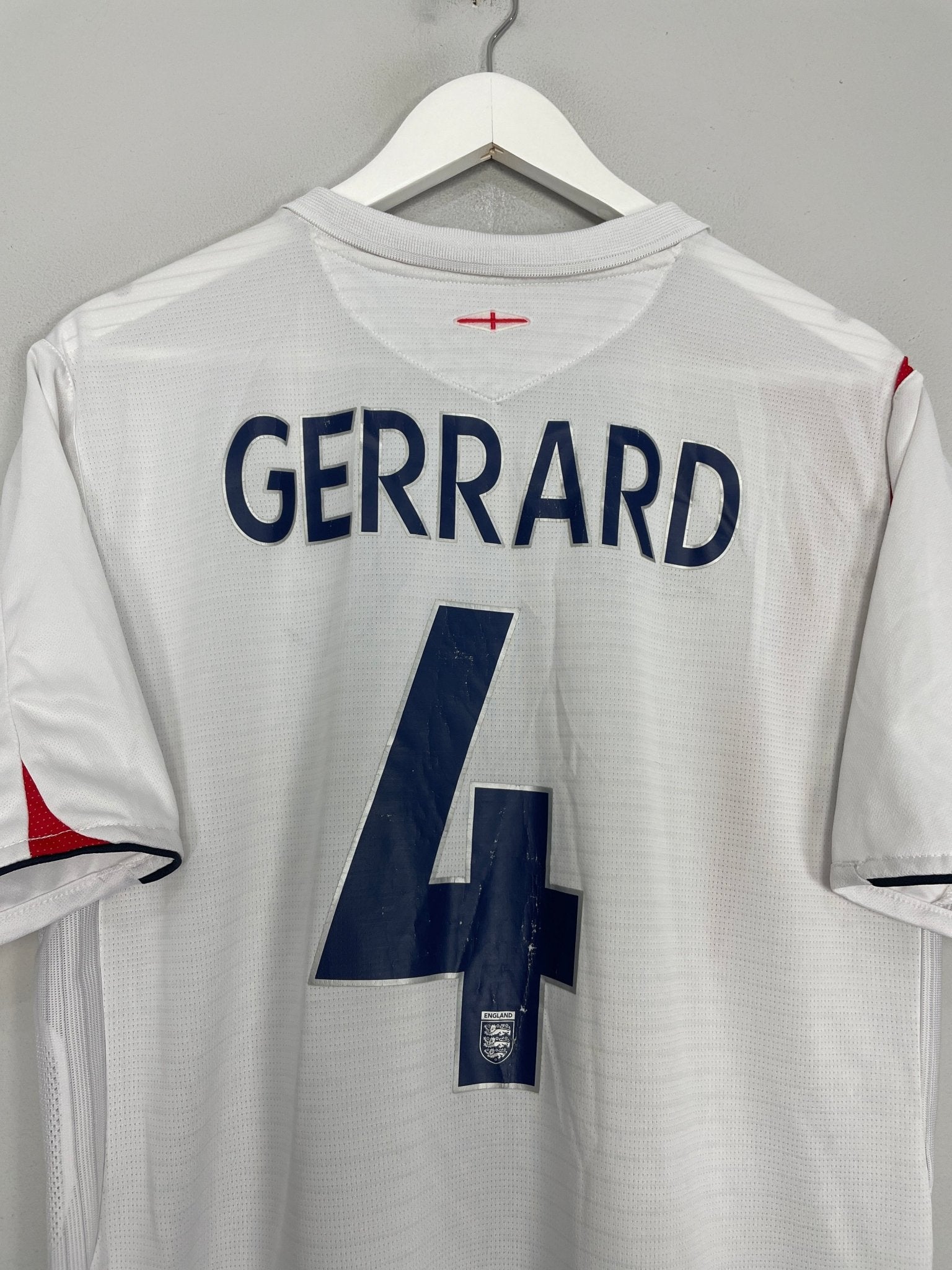 Shop 2005/07 ENGLAND GERRARD #4 HOME SHIRT (L) UMBRO, classic football shirts, vintage football shirts & retro soccer jerseys at Cult Kits