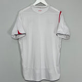 Shop 2005/07 ENGLAND HOME SHIRT (M) UMBRO, classic football shirts, vintage football shirts & retro soccer jerseys at Cult Kits