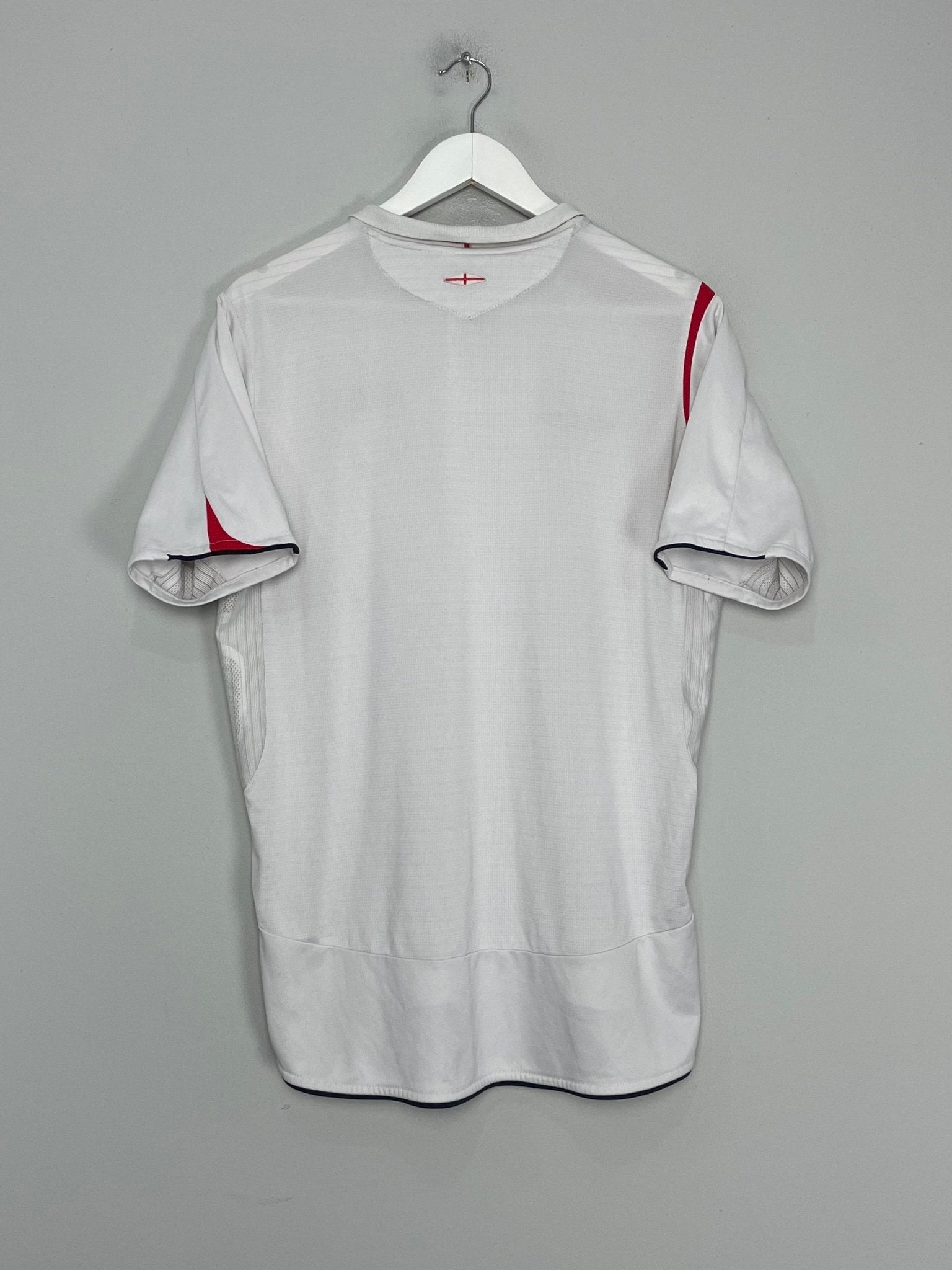 Shop 2005/07 ENGLAND HOME SHIRT (M) UMBRO, classic football shirts, vintage football shirts & retro soccer jerseys at Cult Kits