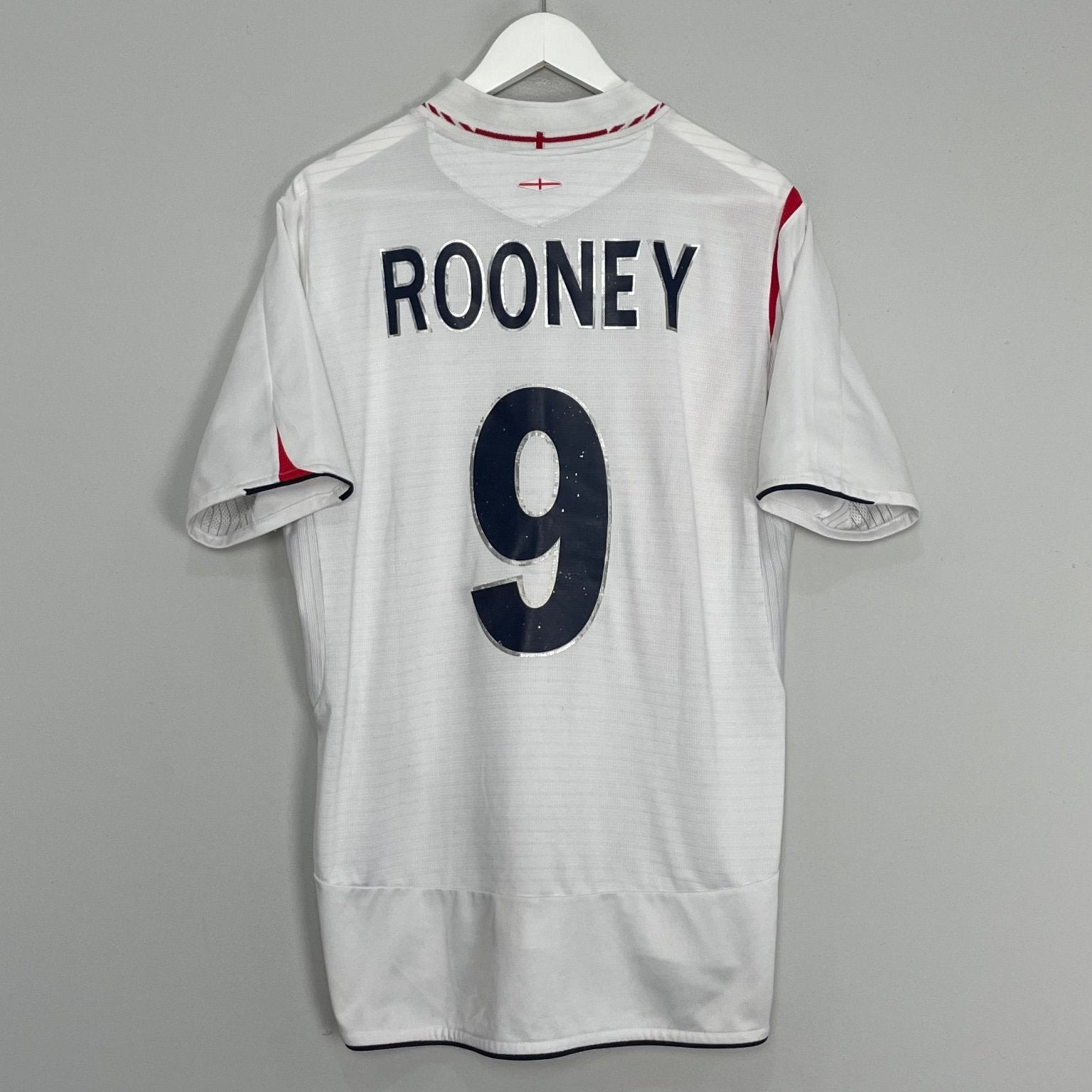 Shop 2005/07 ENGLAND ROONEY #9 HOME SHIRT (L) UMBRO, classic football shirts, vintage football shirts & retro soccer jerseys at Cult Kits