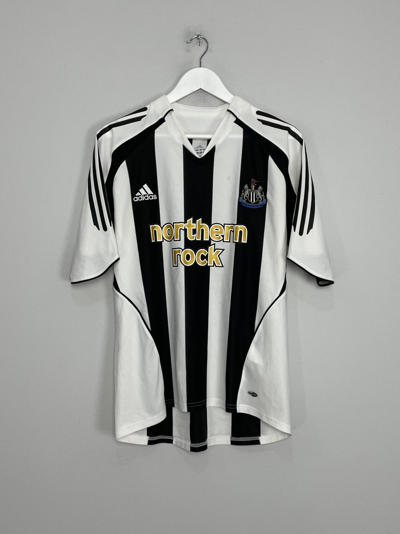 Shop 2005/07 NEWCASTLE UNITED HOME SHIRT (M) ADIDAS, classic football shirts, vintage football shirts & retro soccer jerseys at Cult Kits