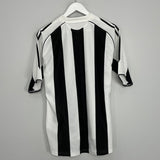 Shop 2005/07 NEWCASTLE UNITED HOME SHIRT (M) ADIDAS, classic football shirts, vintage football shirts & retro soccer jerseys at Cult Kits