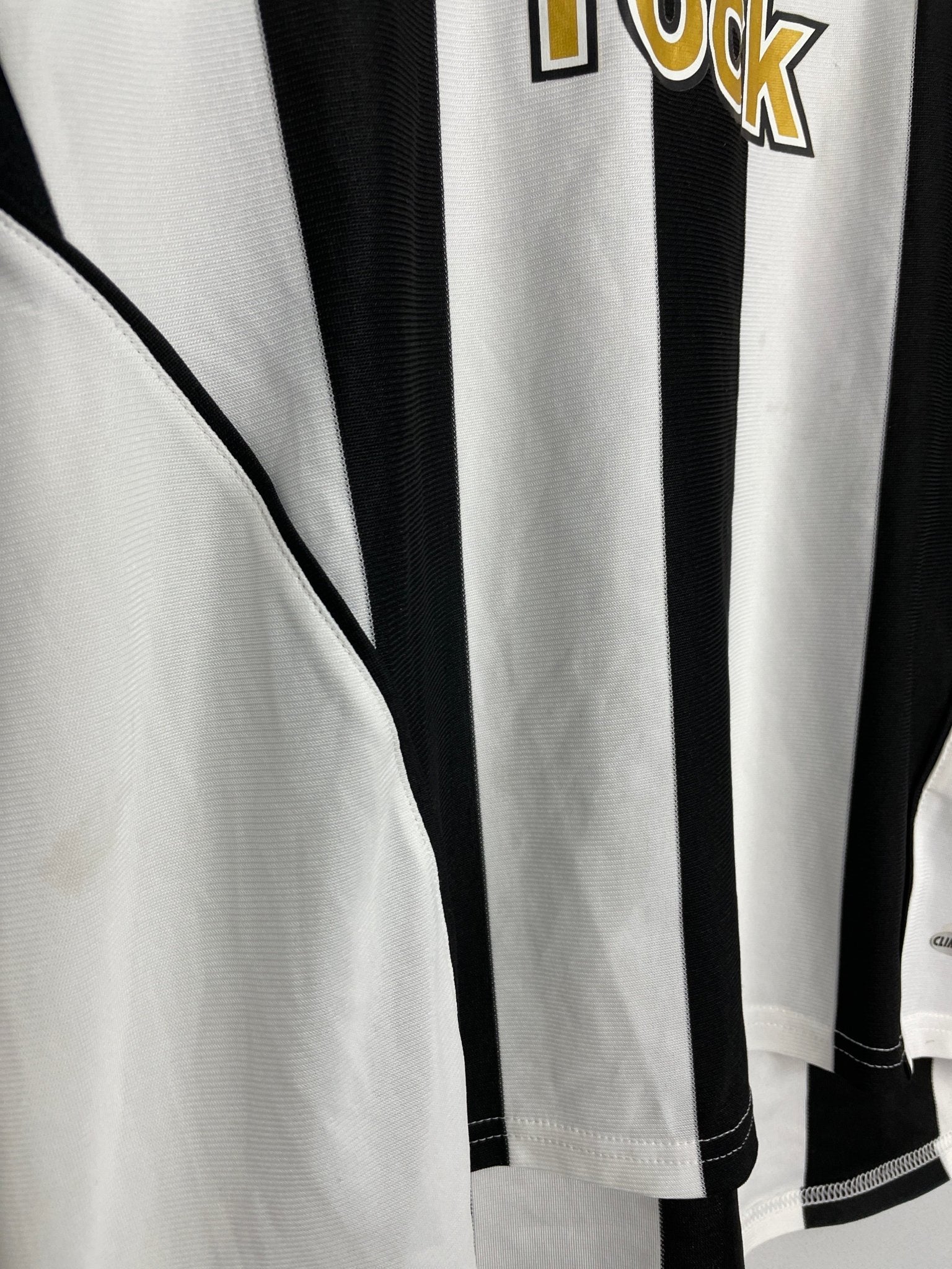 Shop 2005/07 NEWCASTLE UNITED HOME SHIRT (M) ADIDAS, classic football shirts, vintage football shirts & retro soccer jerseys at Cult Kits