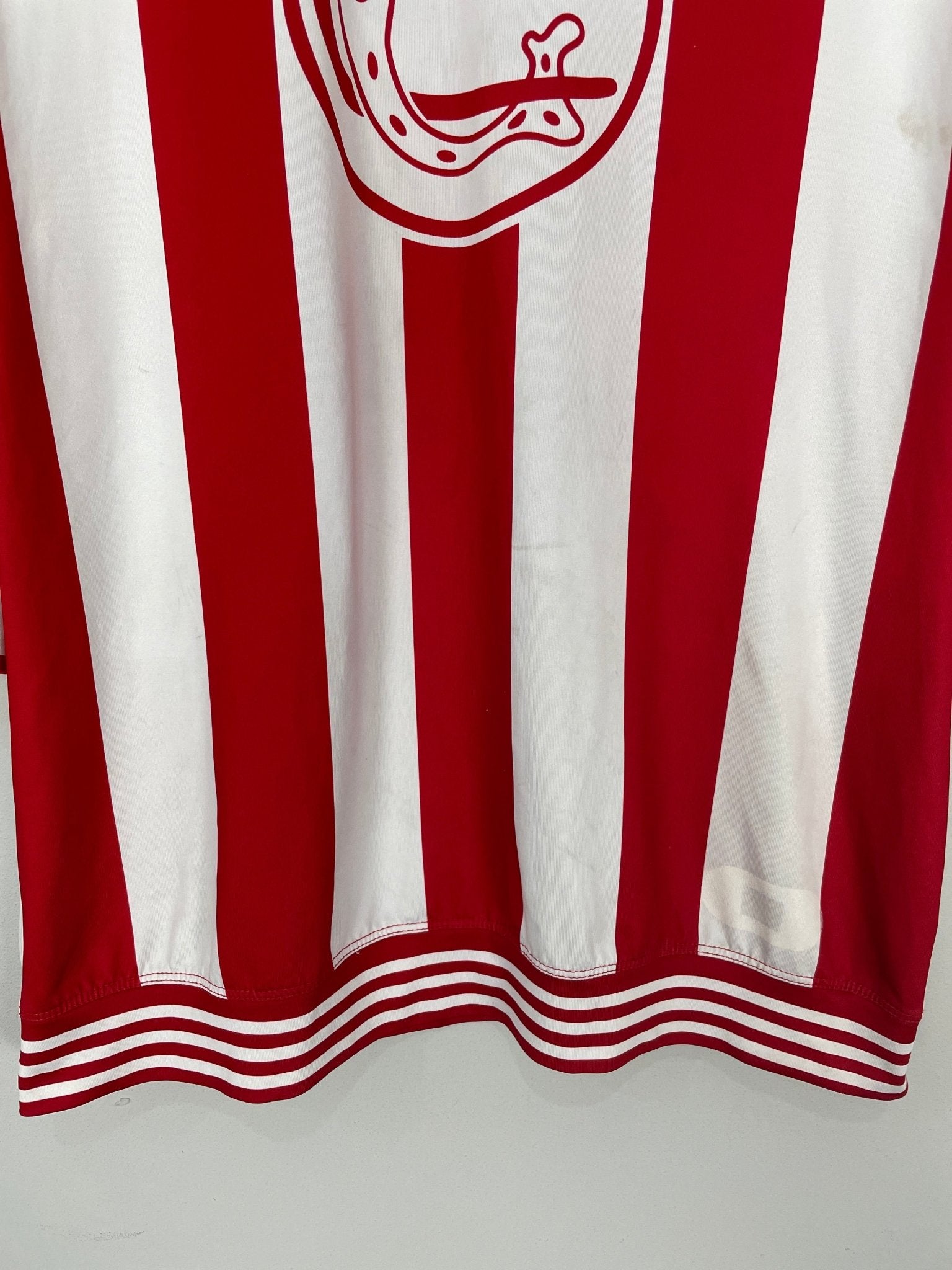 Shop 2006 CHIVAS GUADALAJARA *CENTENARY* HOME SHIRT (XL) REEBOK, classic football shirts, vintage football shirts & retro soccer jerseys at Cult Kits