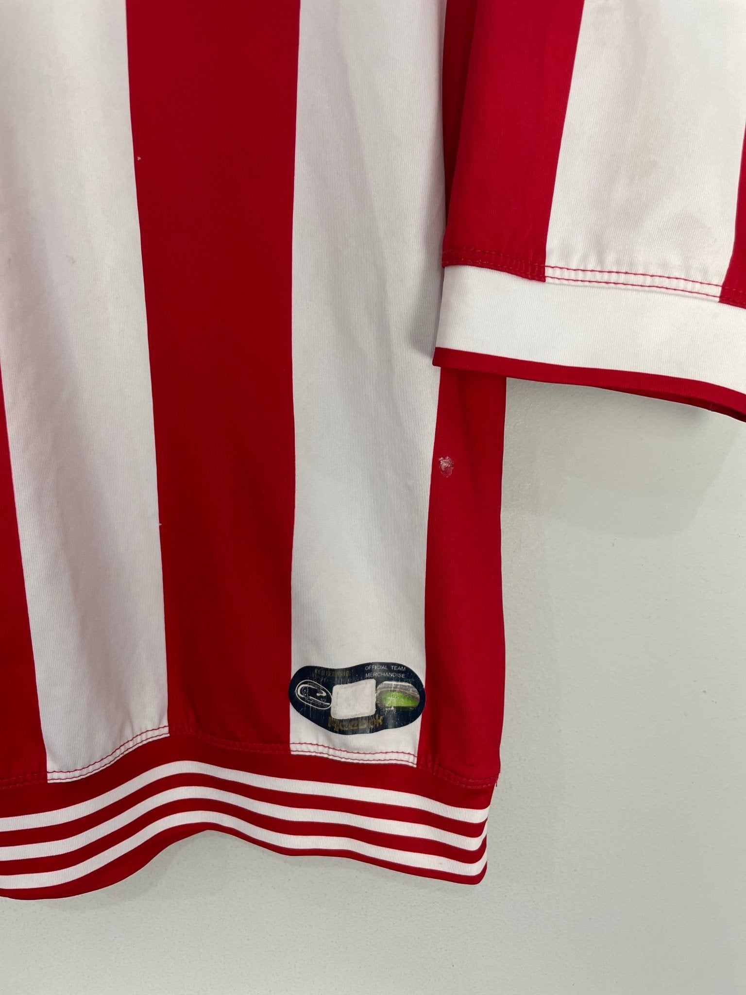 Shop 2006 CHIVAS GUADALAJARA *CENTENARY* L/S HOME SHIRT (S) REEBOK, classic football shirts, vintage football shirts & retro soccer jerseys at Cult Kits