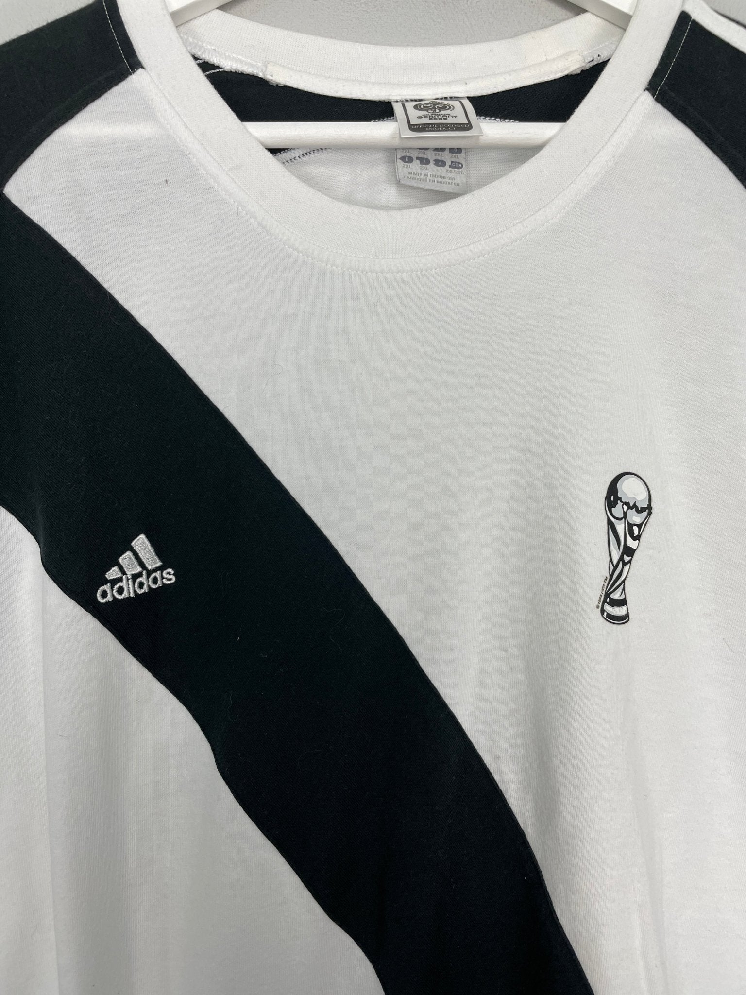 Shop 2006 GERMANY WORLD CUP T-SHIRT (XXL) ADIDAS, classic football shirts, vintage football shirts & retro soccer jerseys at Cult Kits