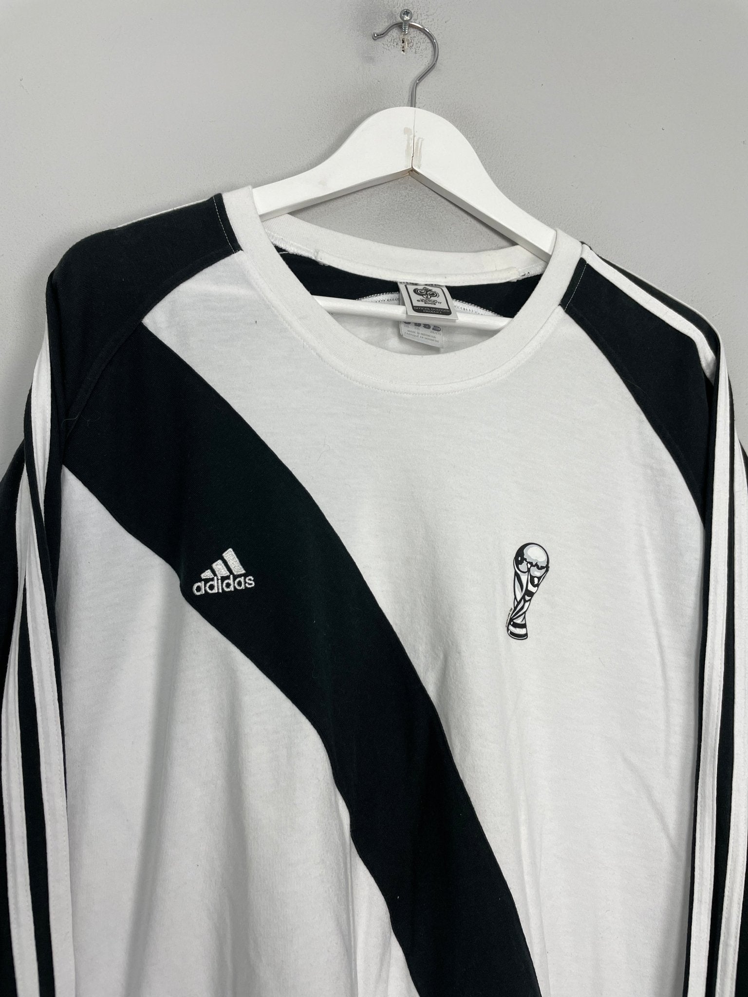 Shop 2006 GERMANY WORLD CUP T-SHIRT (XXL) ADIDAS, classic football shirts, vintage football shirts & retro soccer jerseys at Cult Kits
