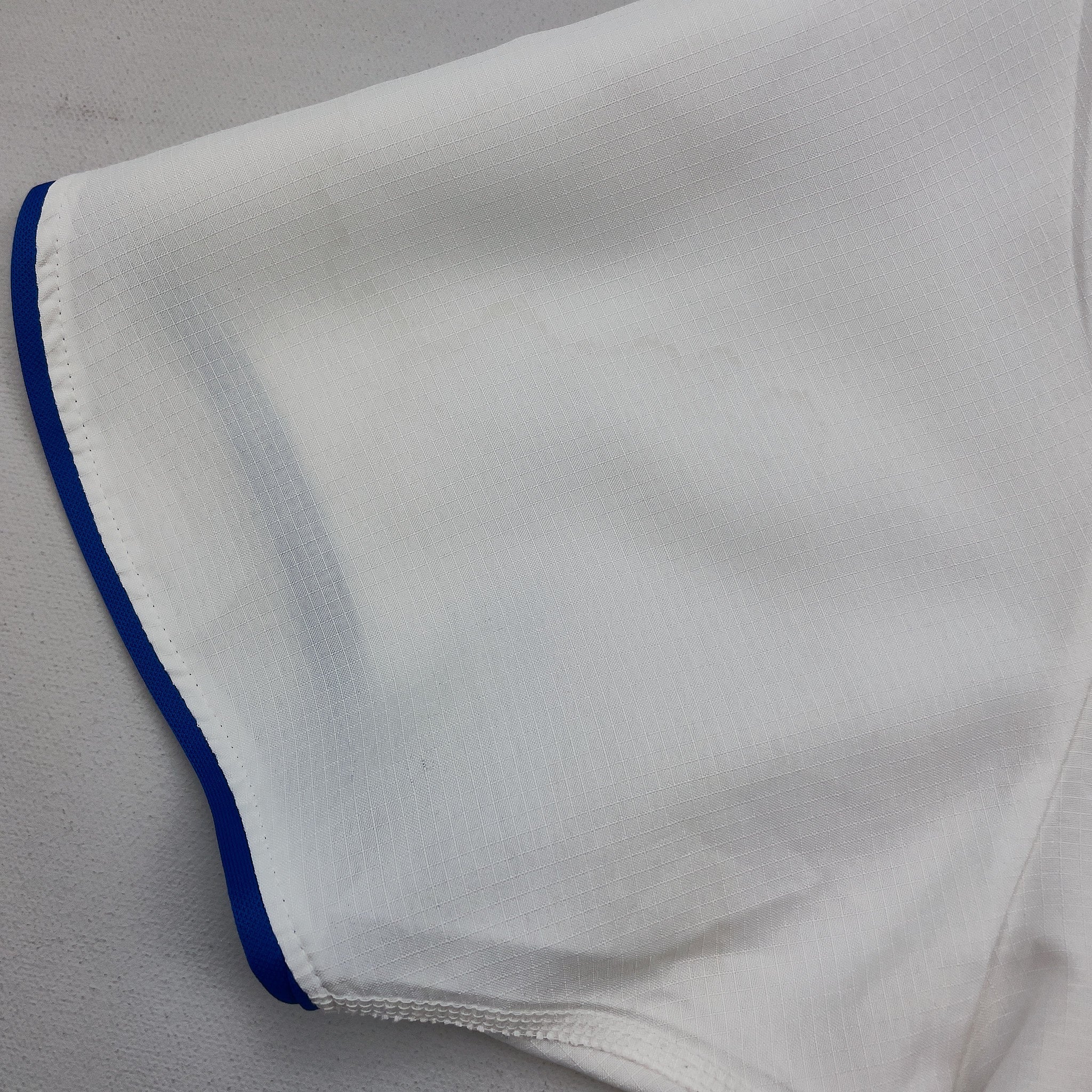 Buy 2006 Italy Del Piero 7 Away Shirt (M) Puma ~ Free worldwide shipping available ~ Authentic Vintage Football Shirts from Cult Kits