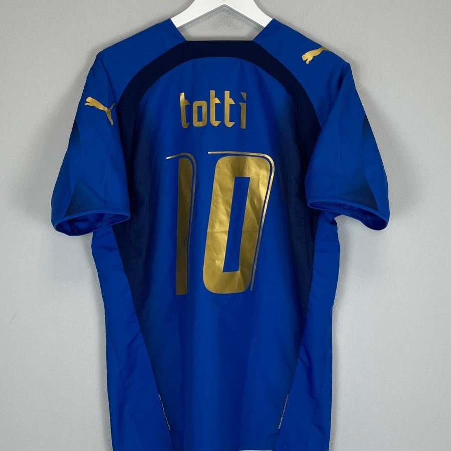 2006 ITALY TOTTI 10 HOME SHIRT (L) PUMA - Cult Kits - Large - Buy Vintage Football Shirts, Authentic Retro Football Shirts For Sale, Classic Football Shirts & Soccer Jersey