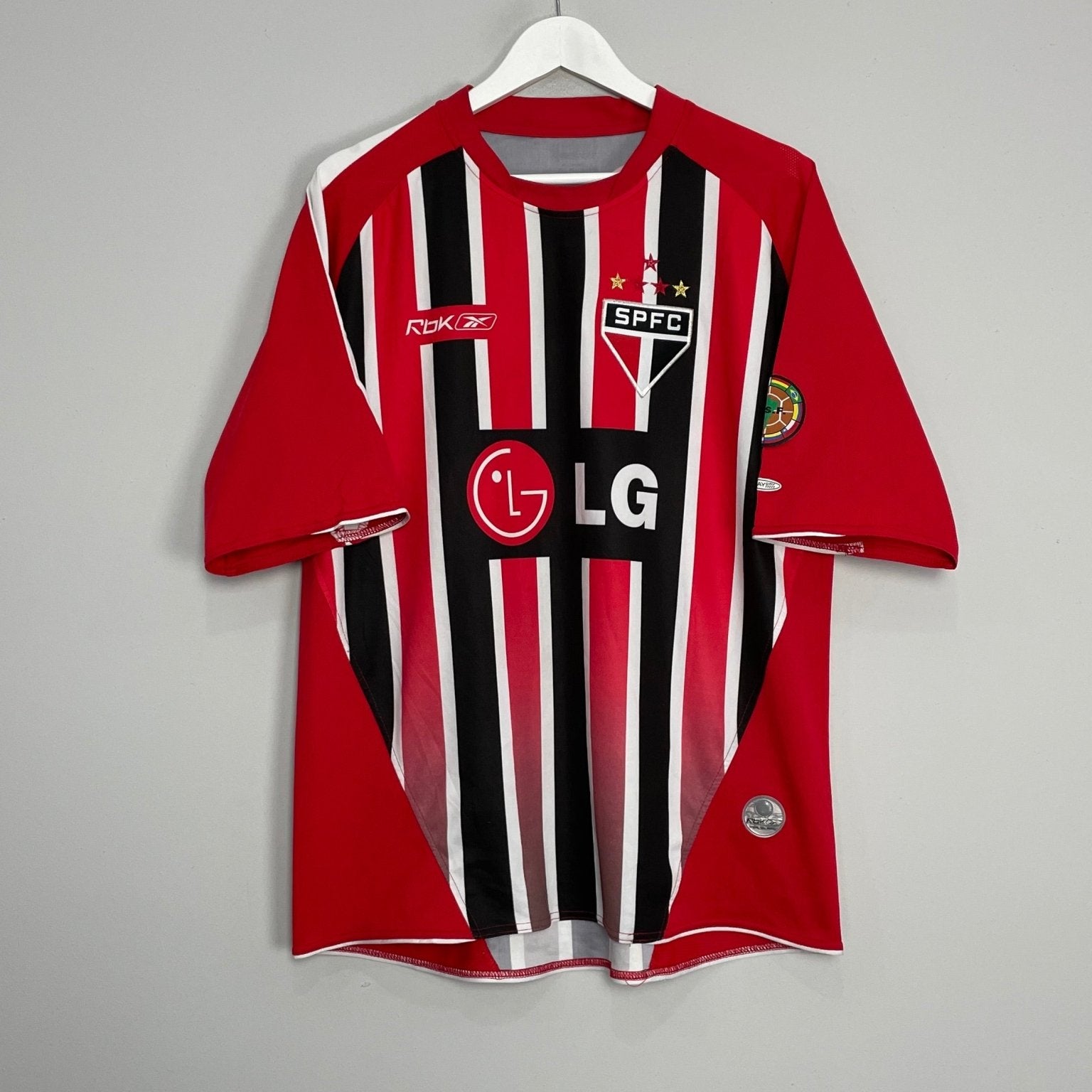 Shop 2006 SAO PAULO AWAY SHIRT (L) REEBOK, classic football shirts, vintage football shirts & retro soccer jerseys at Cult Kits