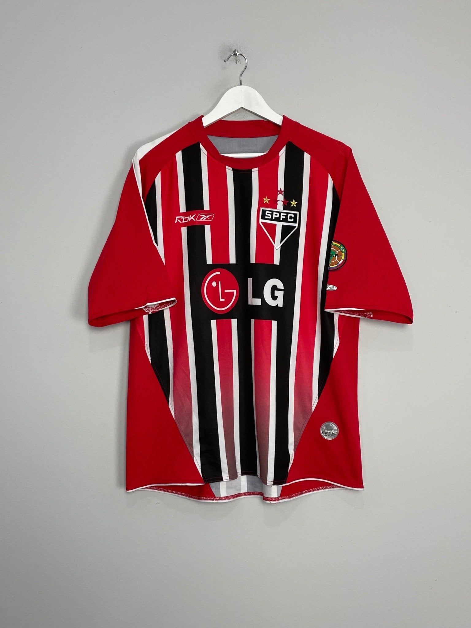 Shop 2006 SAO PAULO AWAY SHIRT (L) REEBOK, classic football shirts, vintage football shirts & retro soccer jerseys at Cult Kits