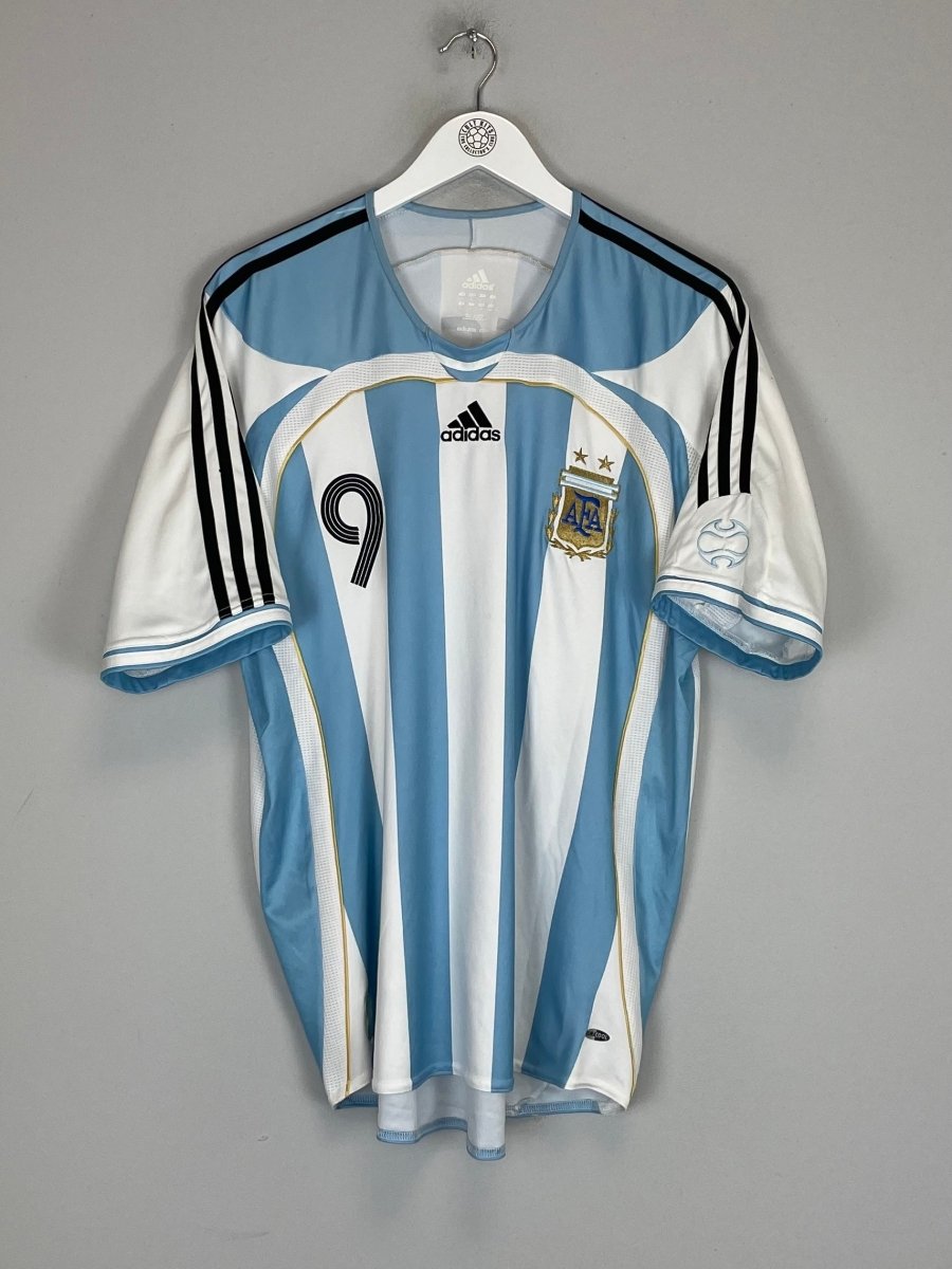 2006/07 ARGENTINA CRESPO 9 HOME SHIRT (L) ADIDAS - Cult Kits - Large - Buy Vintage Football Shirts, Authentic Retro Football Shirts For Sale, Classic Football Shirts & Soccer Jersey
